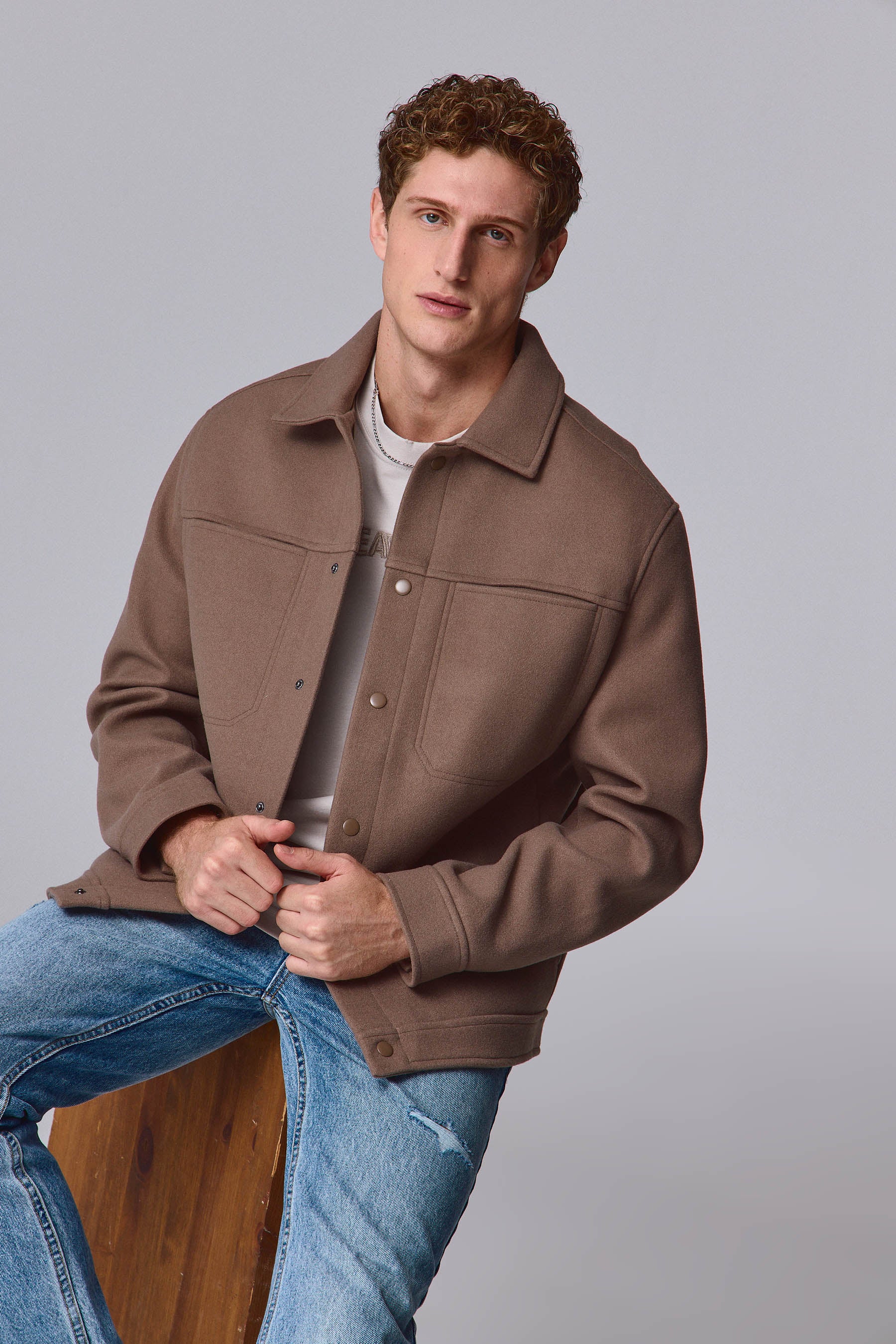 ג'קט ניו צ'ארלס