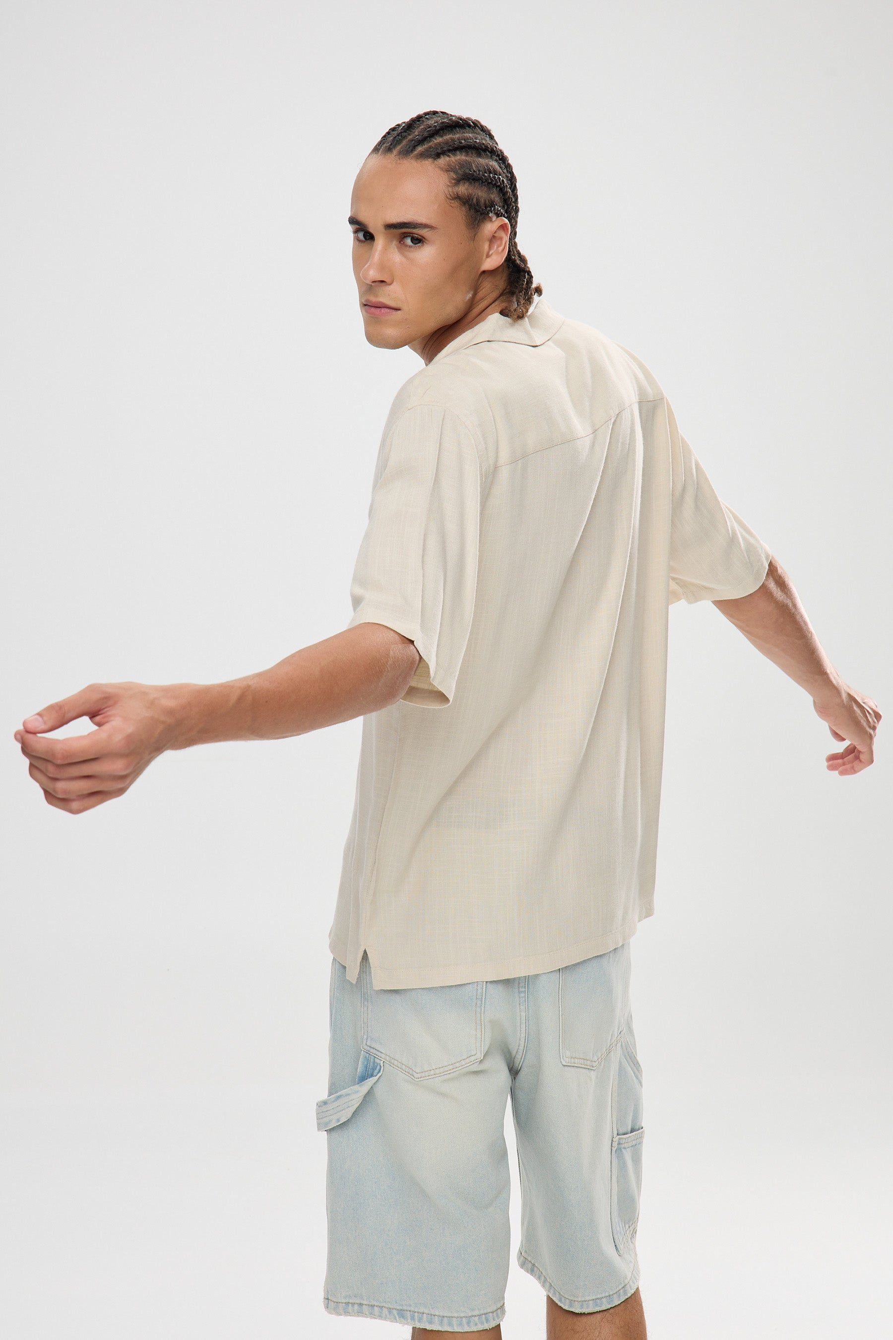 חולצת תומי שרוולים קצרים