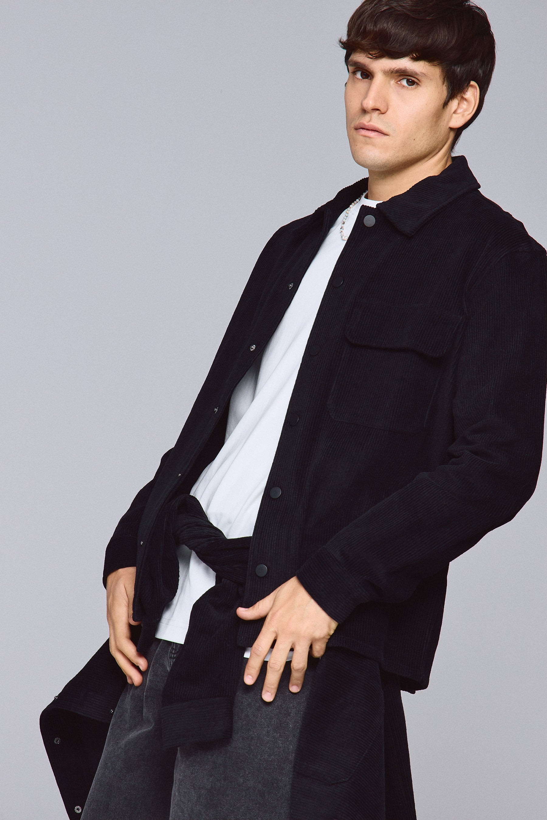 חולצת קורדורוי עם כיס