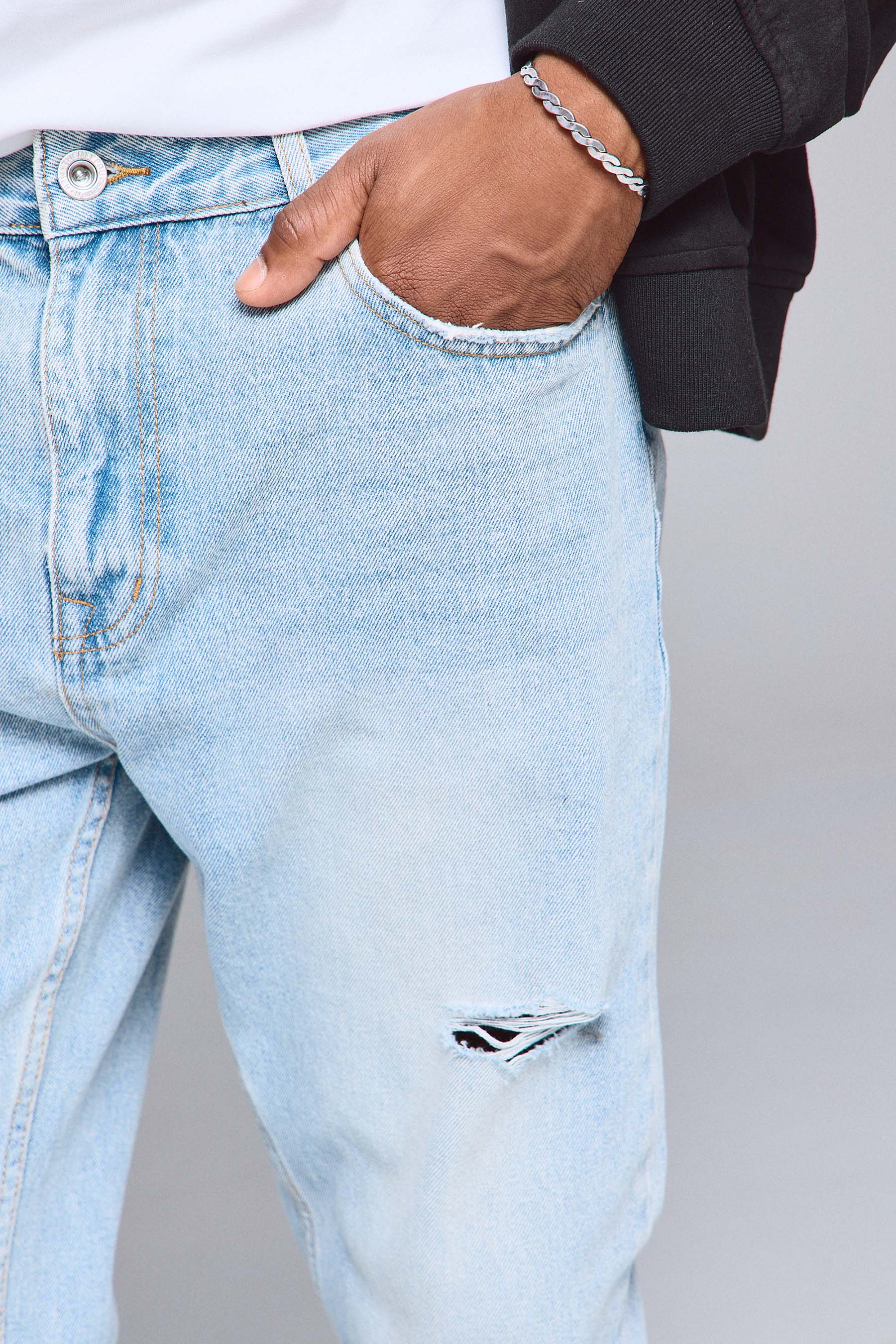 ג'ינס ניו מיילס