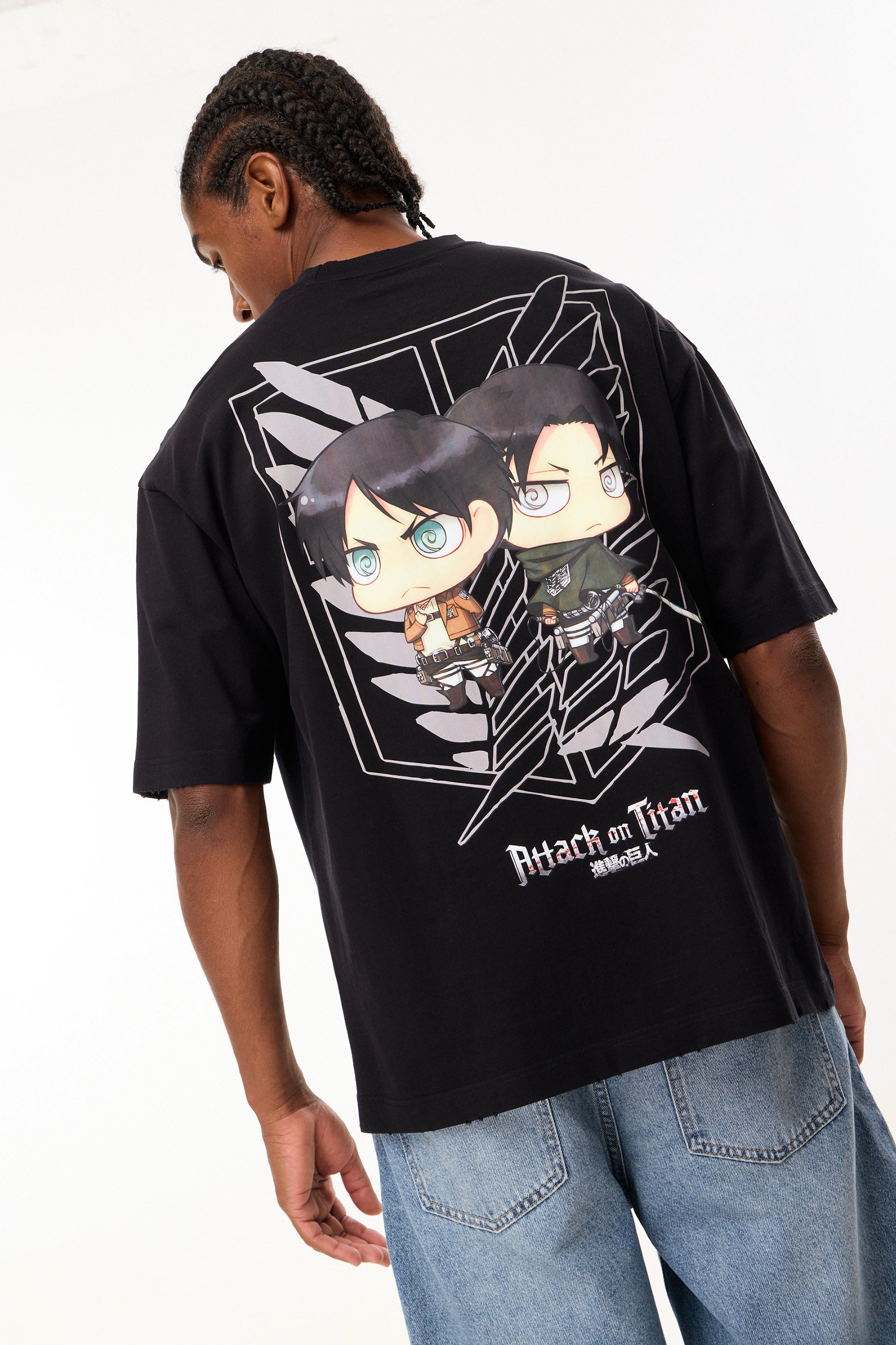 טישירט אטאק צ'יבי