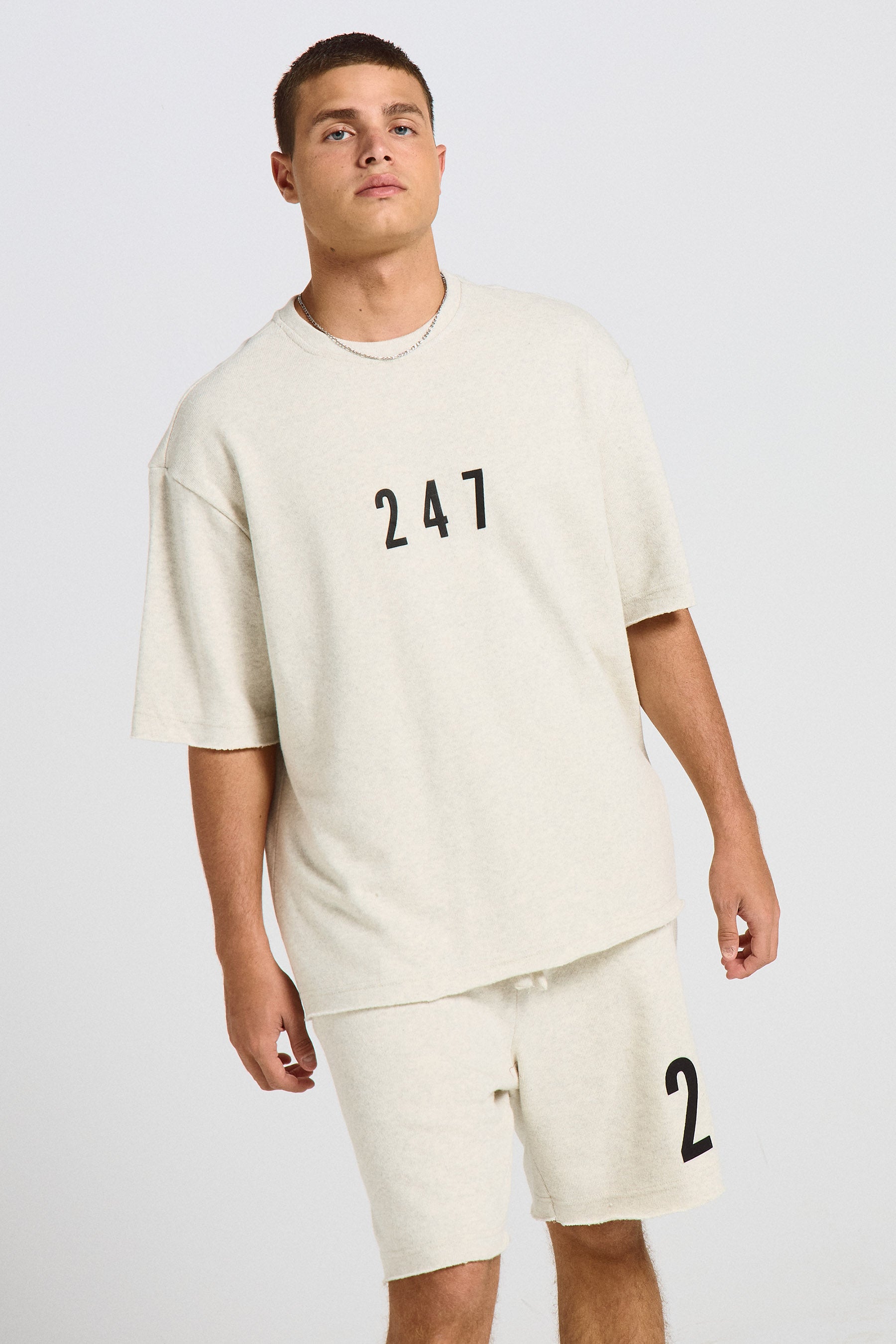 טי סט 247