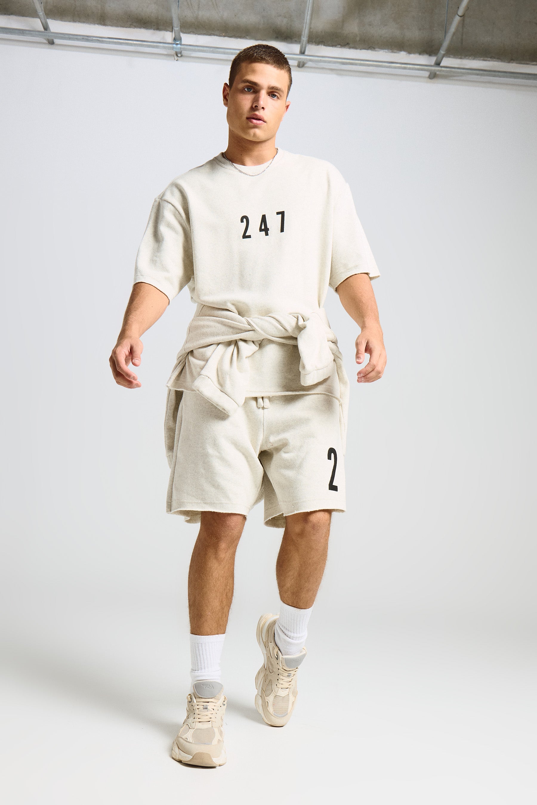 טי סט 247