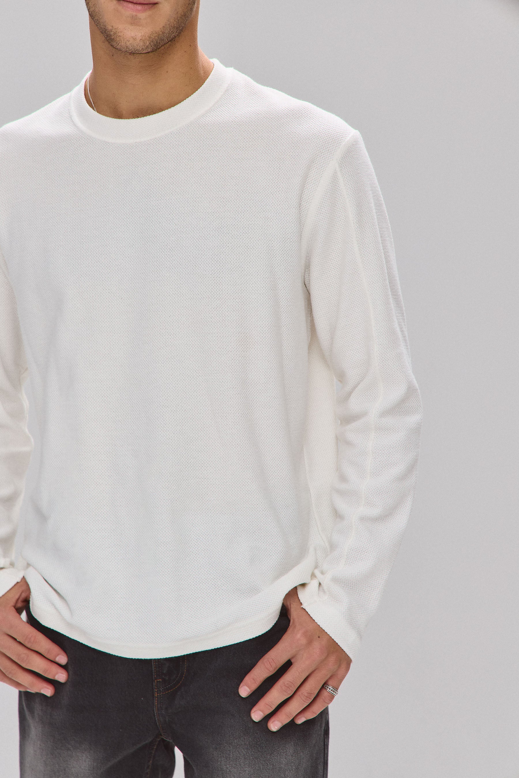 טי מונטי שרוול ארוך