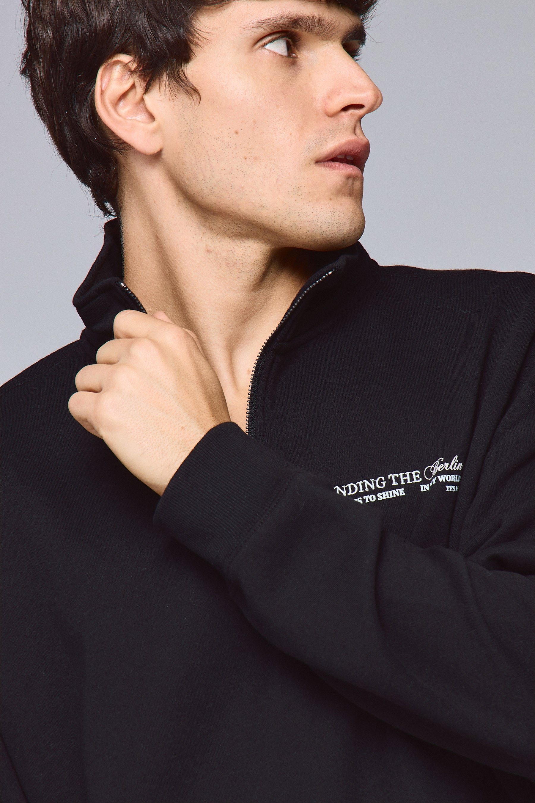 סווטשרט חצי זיפר