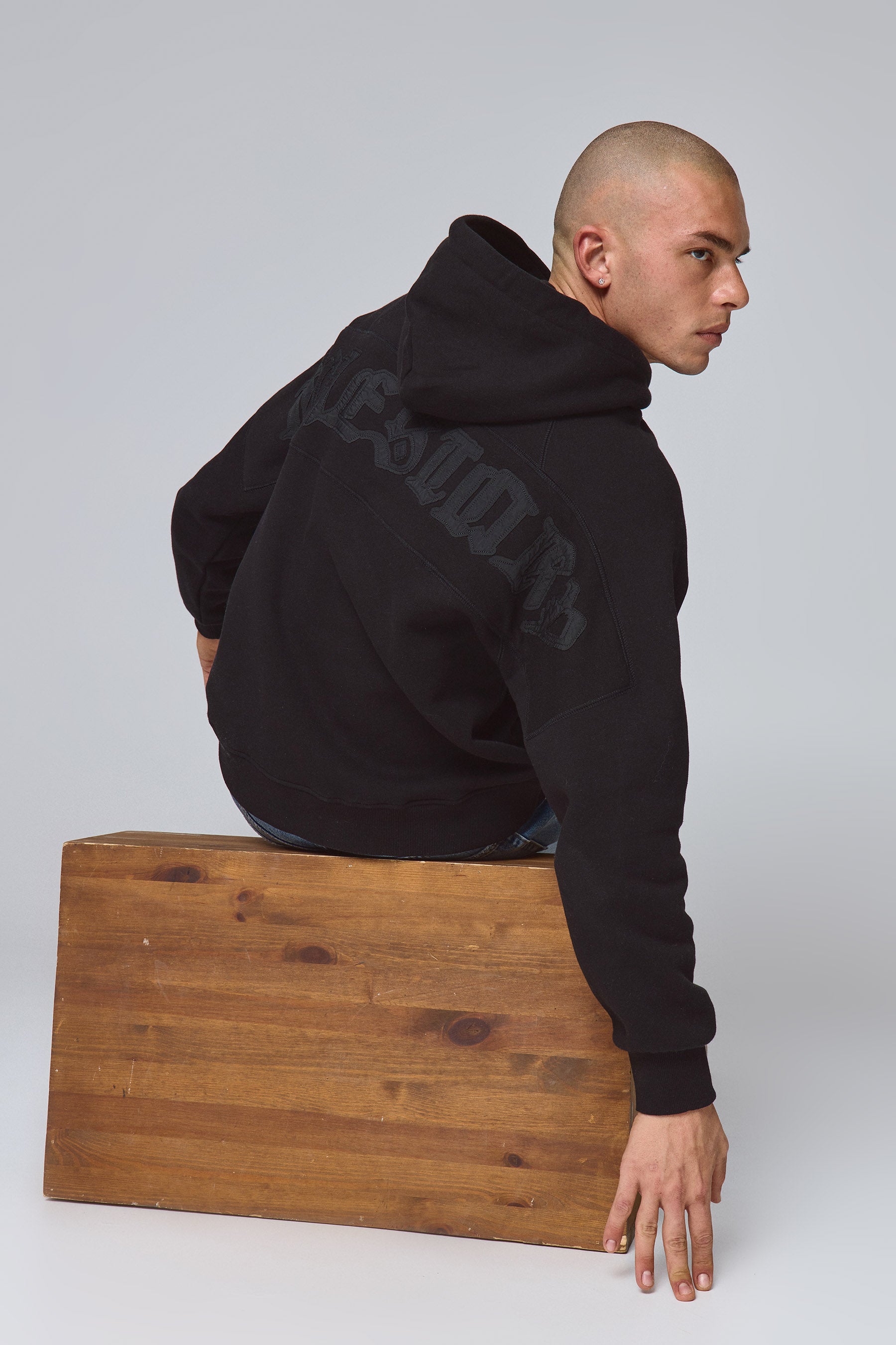 קפוצ'ון אוברסייז סטורי