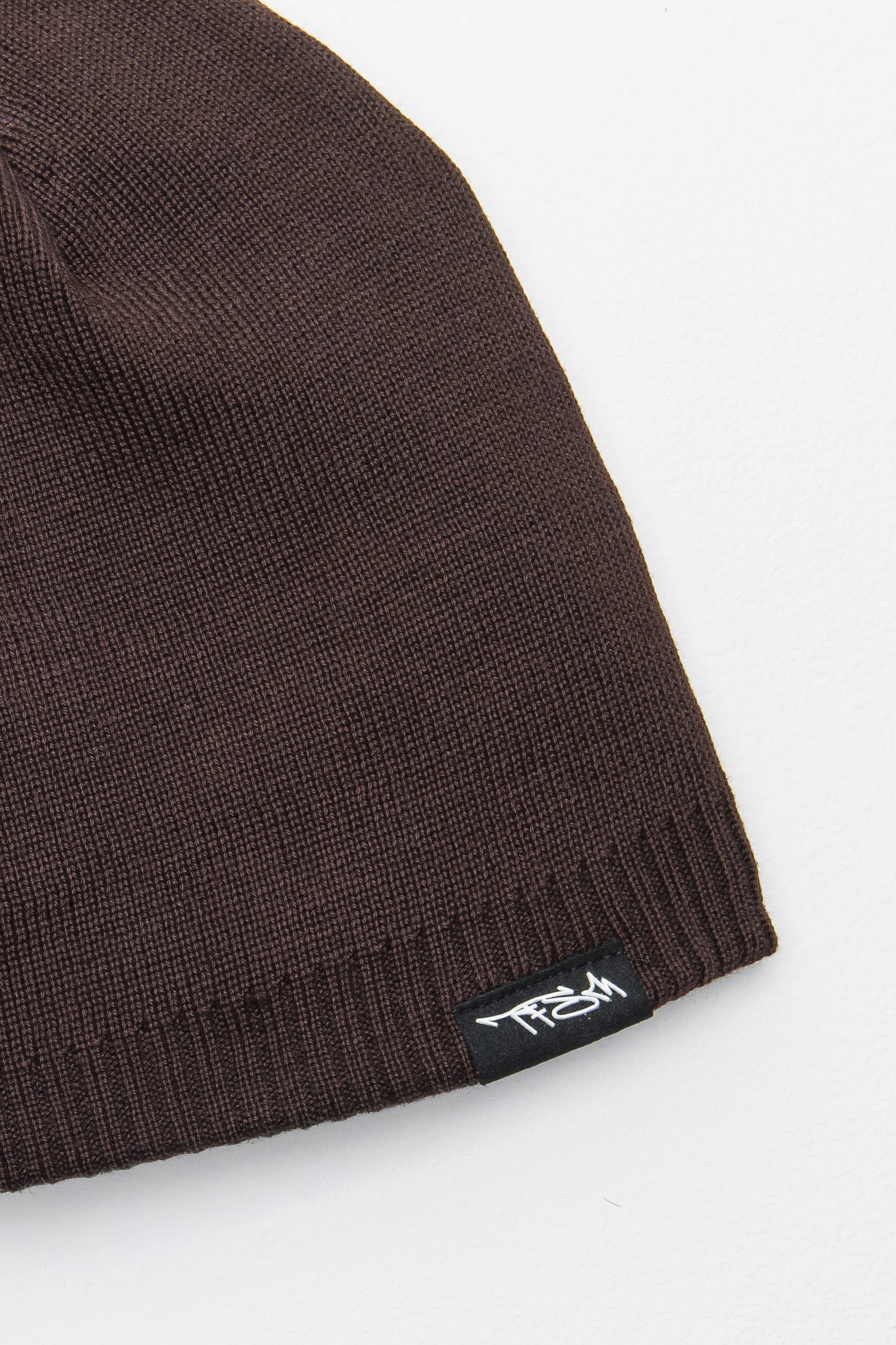 כובע חורף אייקון בראון