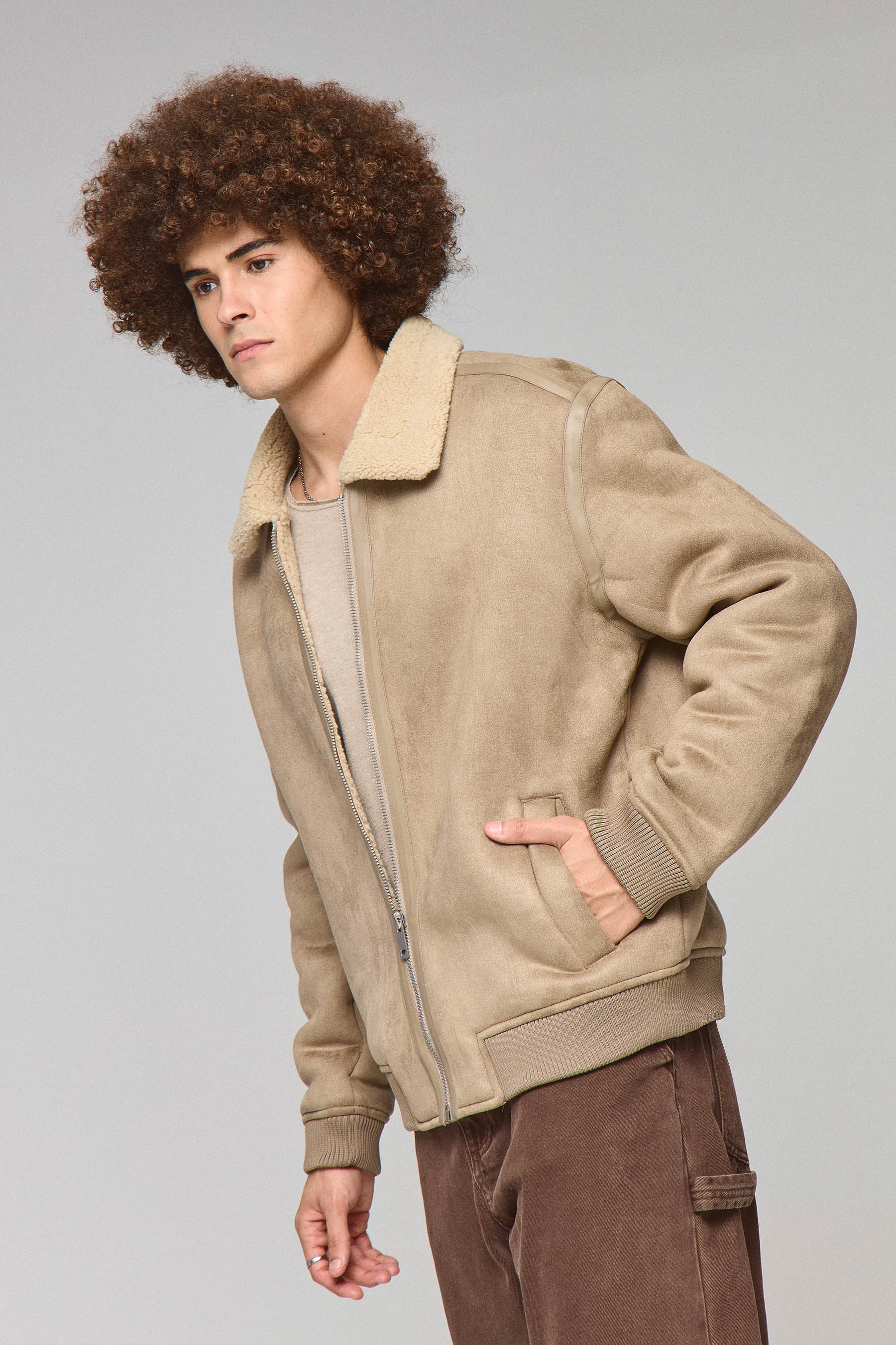 ג'קט פרווה וזמש