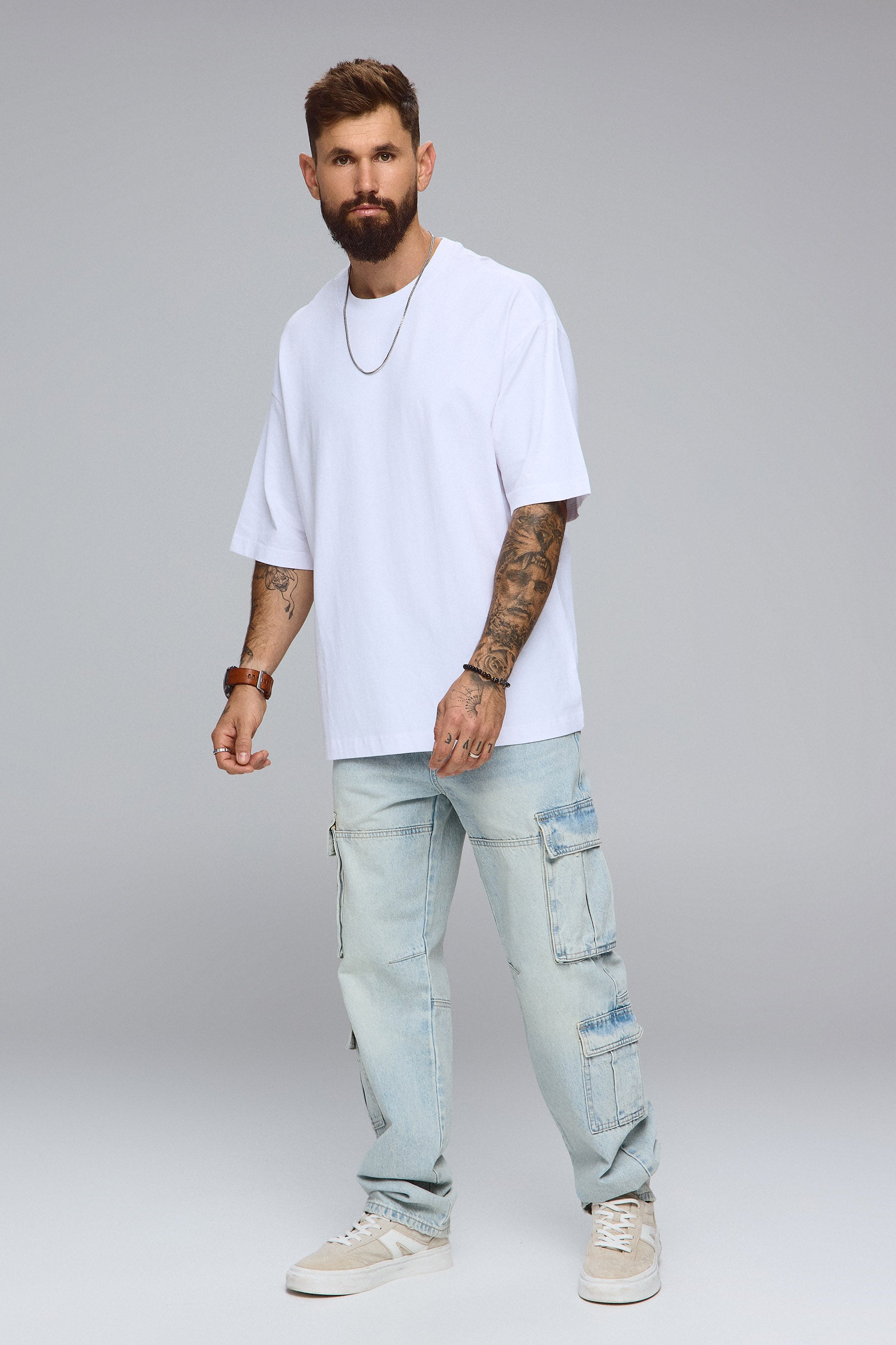 טי לייקרה בייסיק