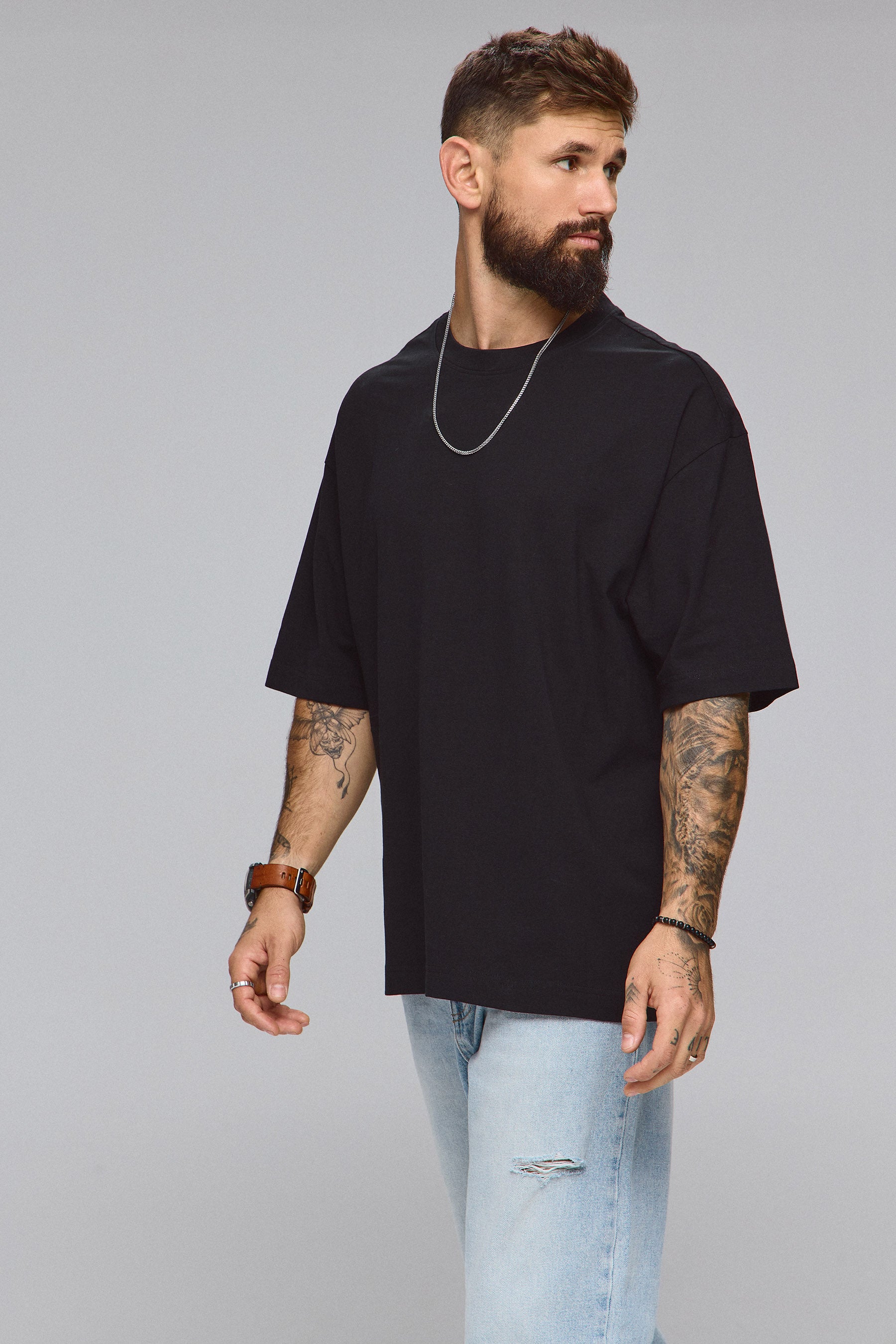 טי לייקרה בייסיק