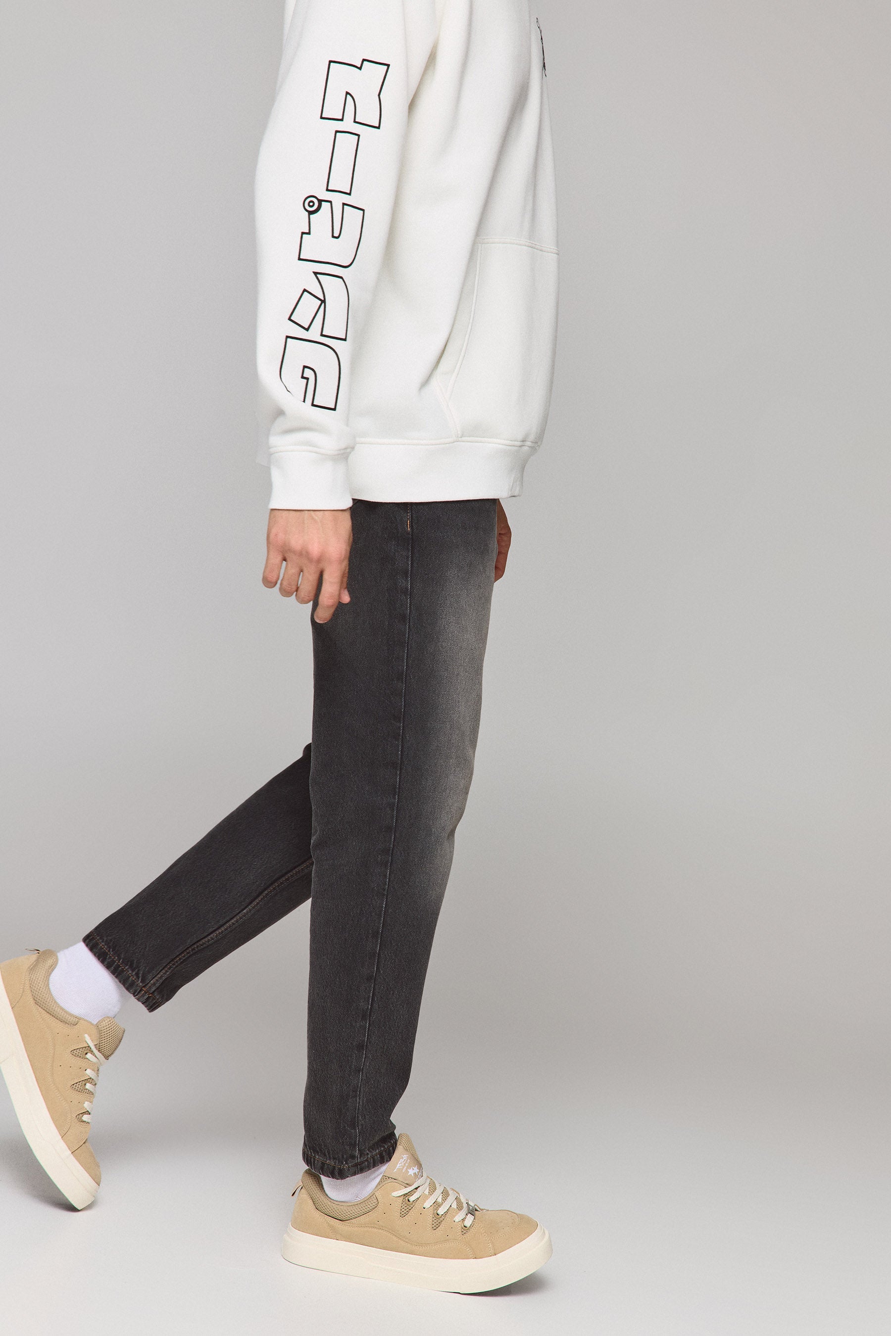 ג'ינס לואיס