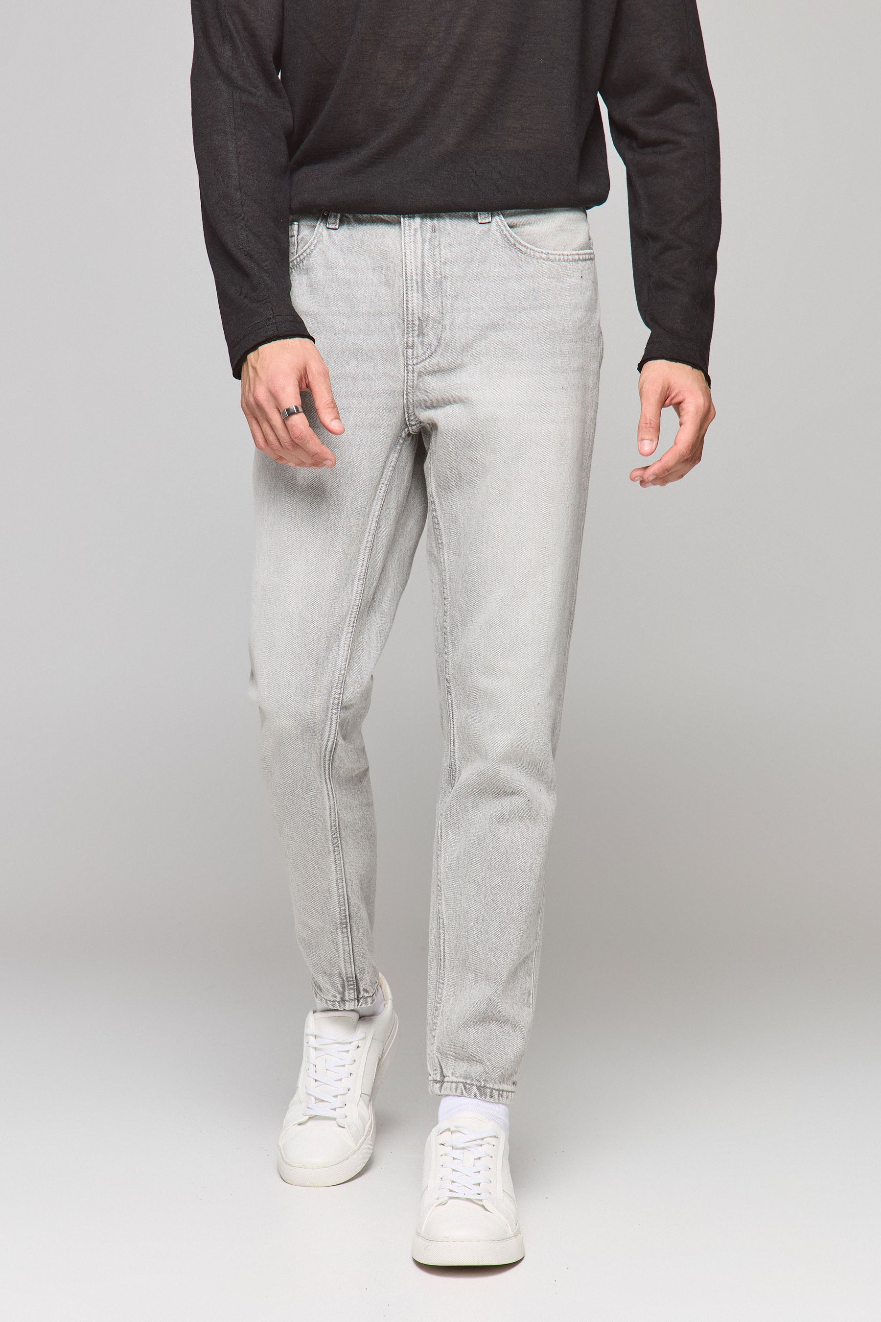 ג'ינס לואיס