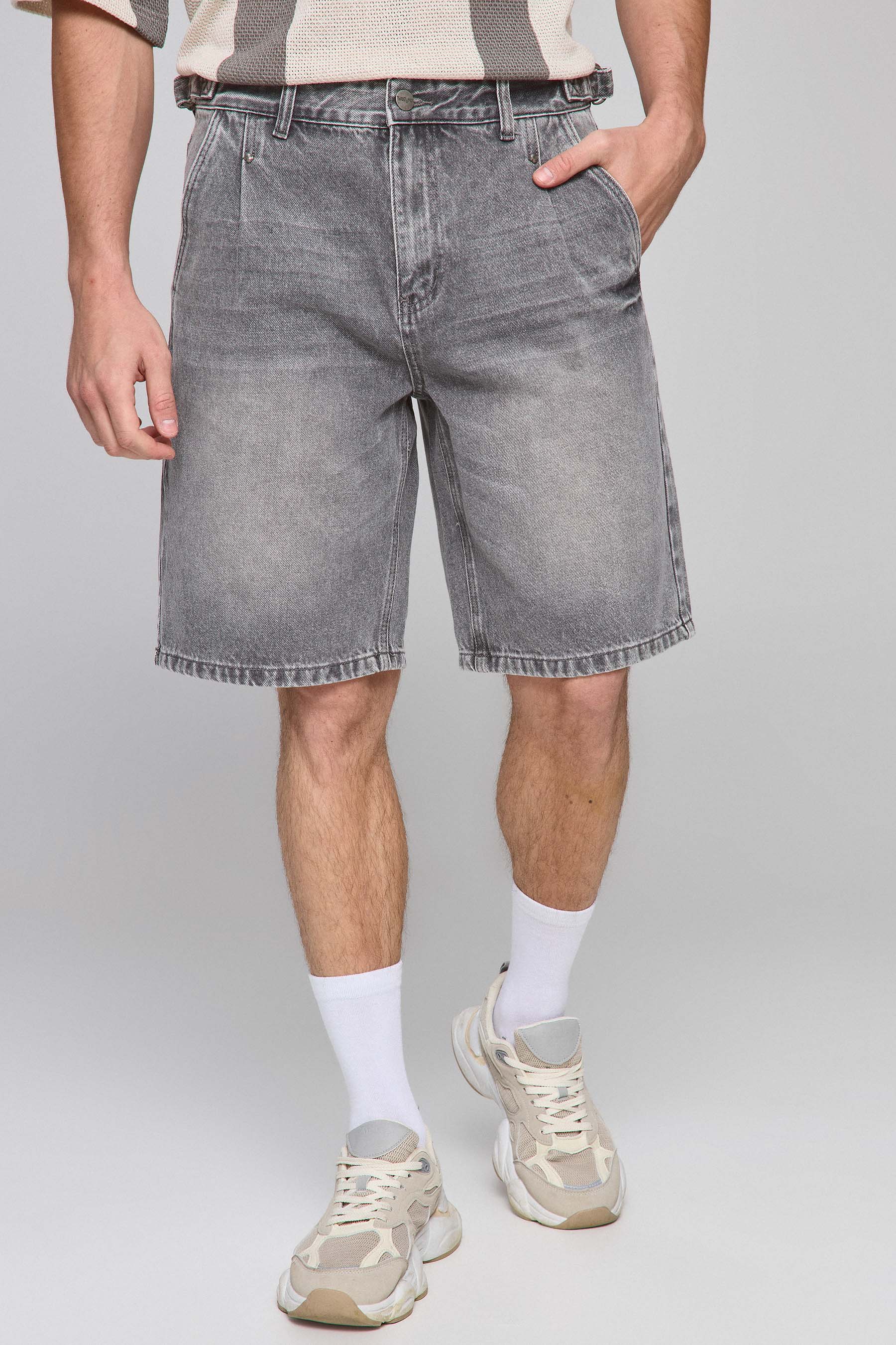 ברמודה ג'ינס קפלים