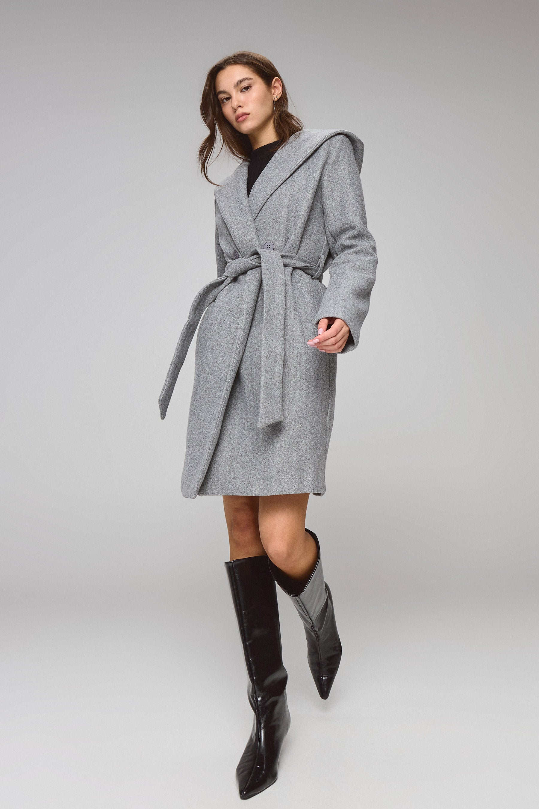 מעיל צמר עם קפוצ'ון