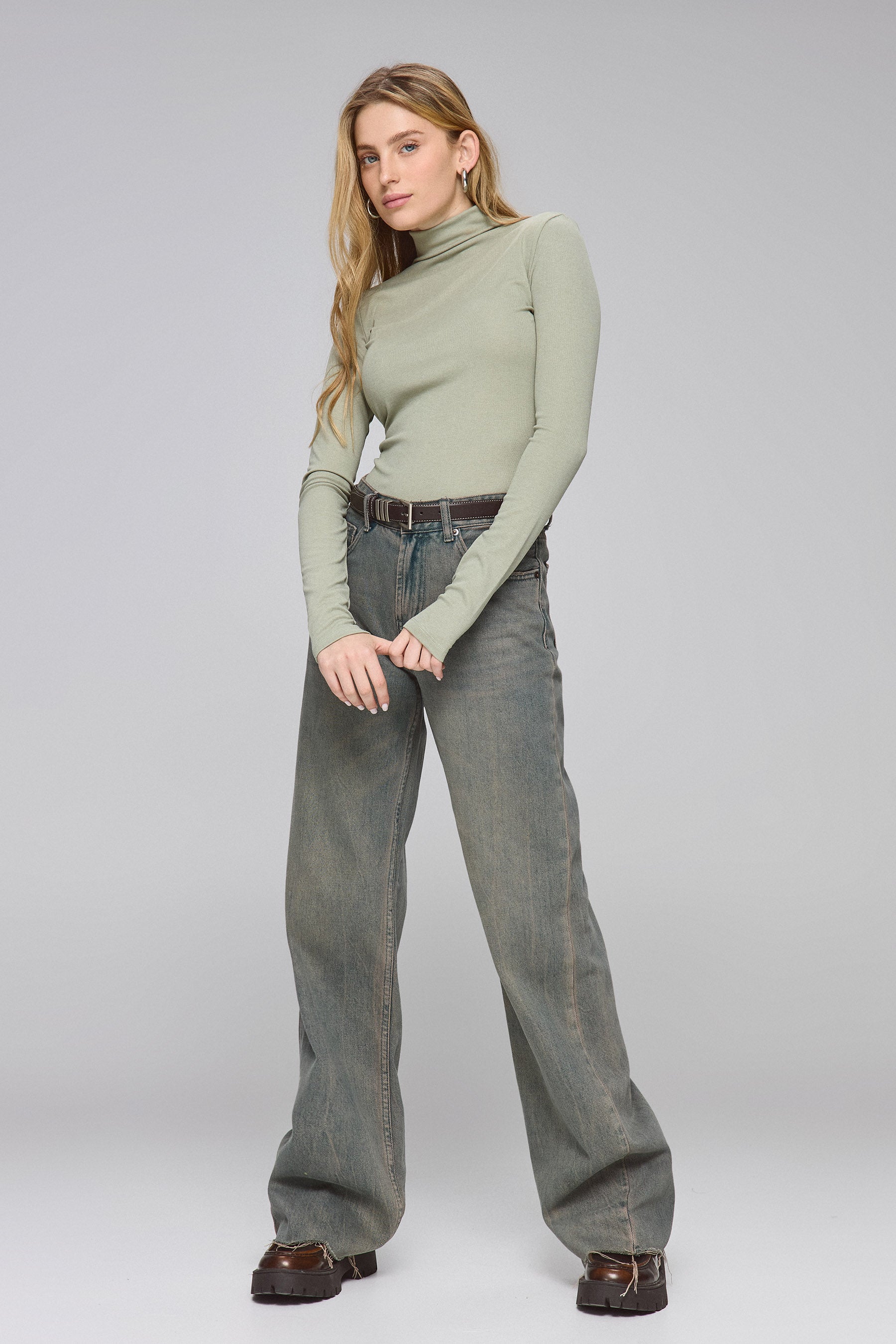 חולצת גולף קורל