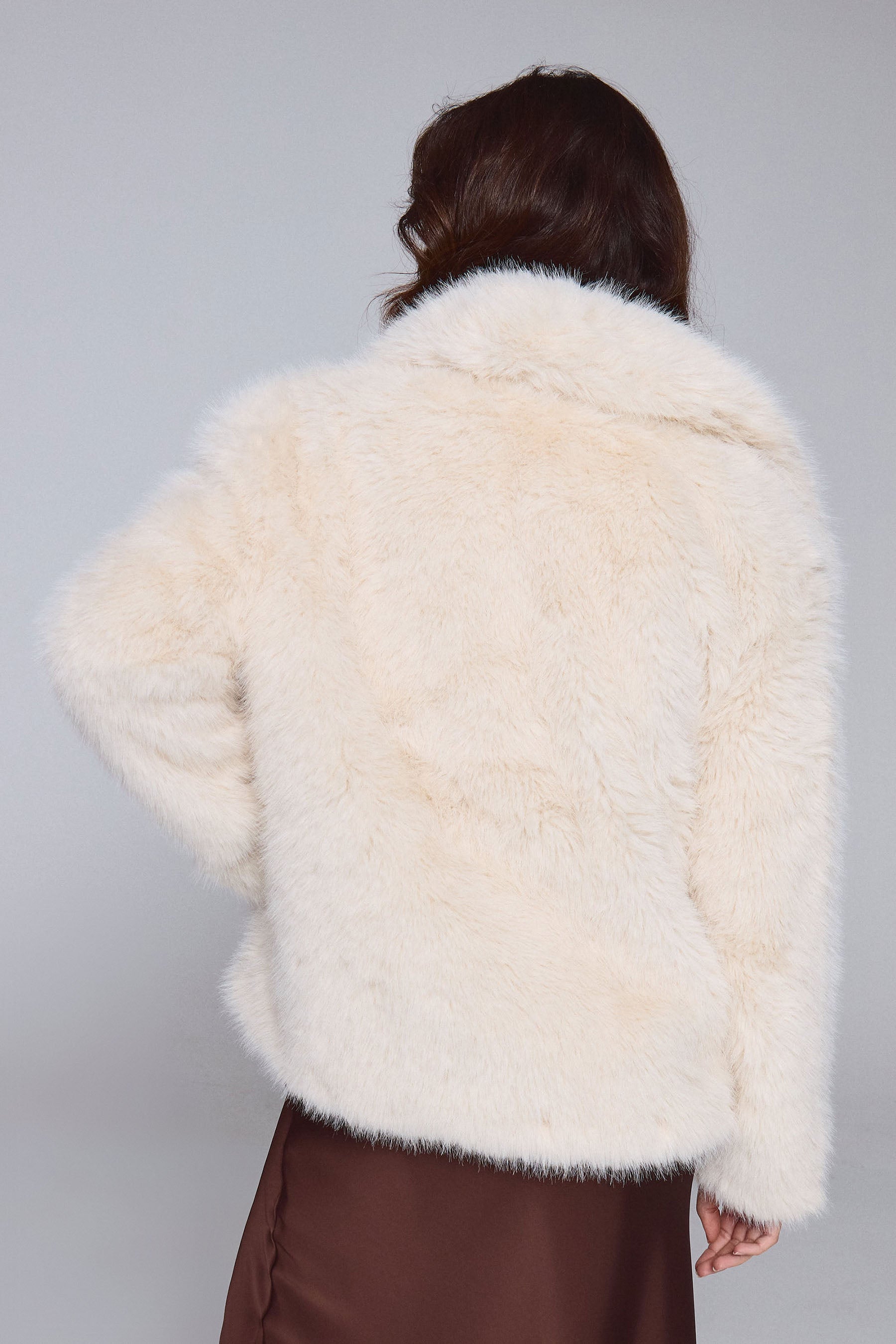 מעיל פרווה ניל