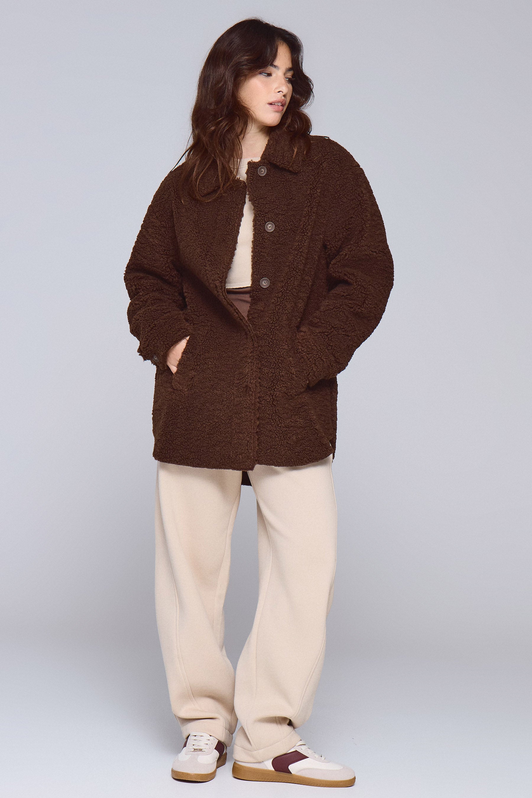 מעיל פרוותי