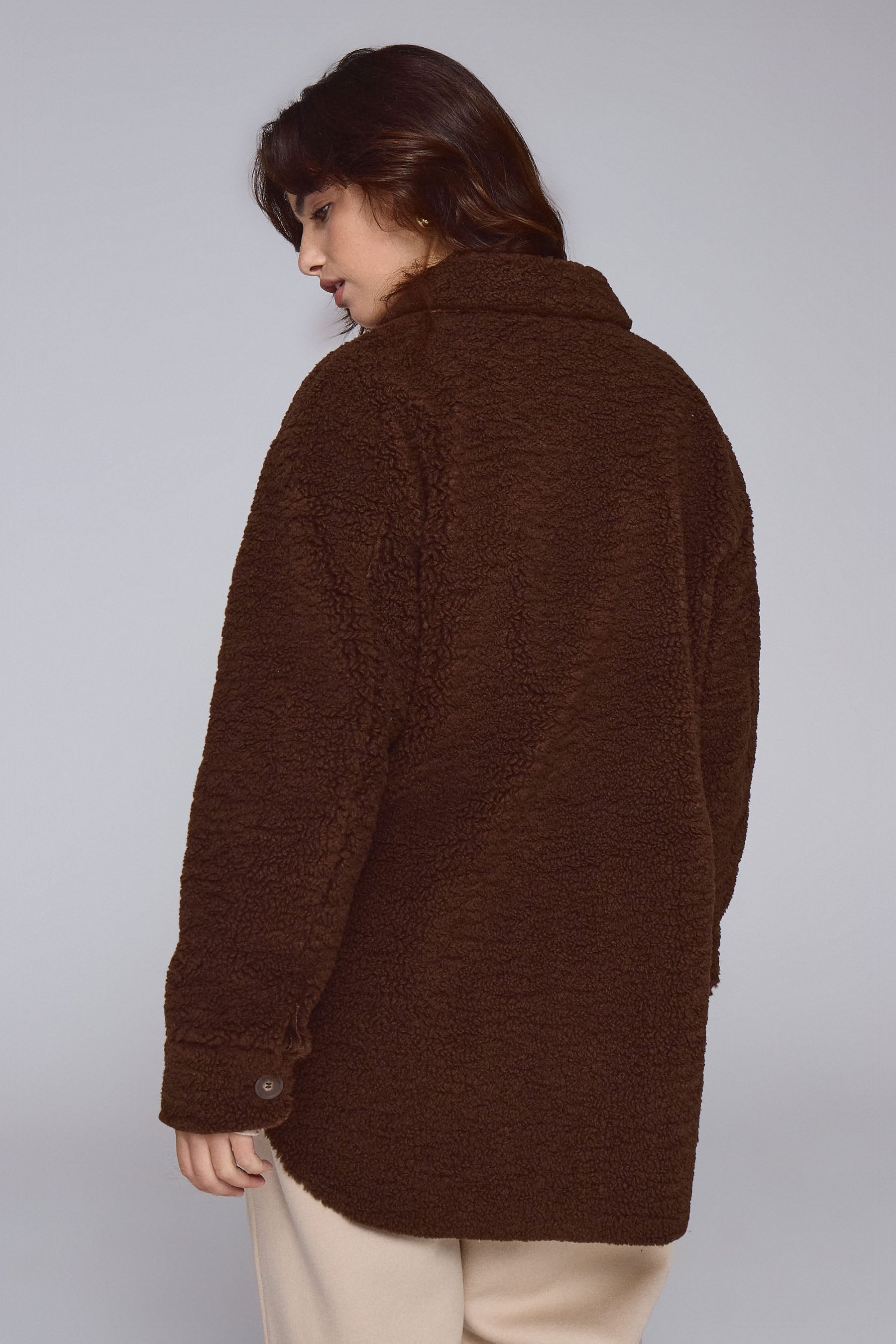 מעיל פרוותי