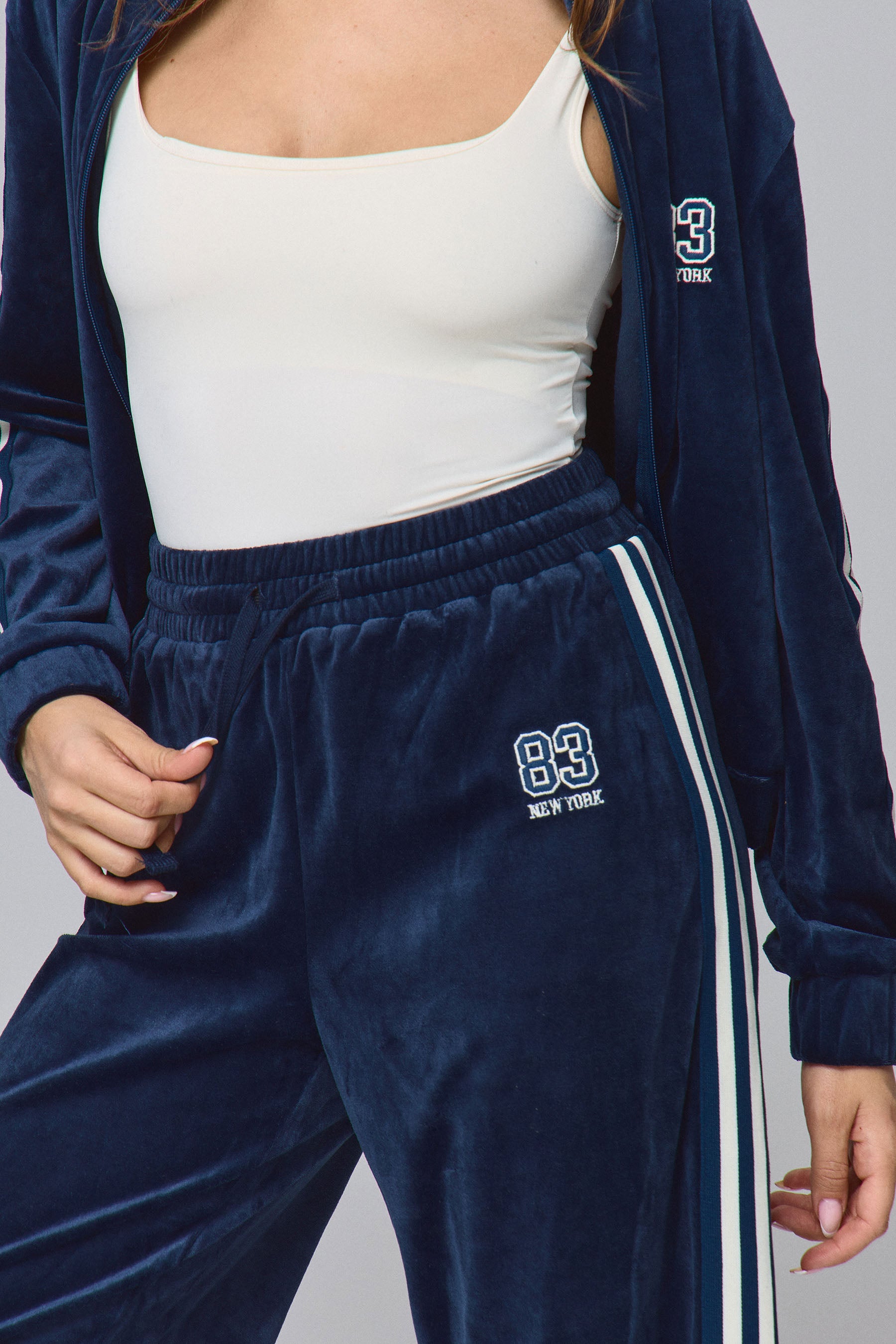 מכנסי קטיפה ג'וס חליפה