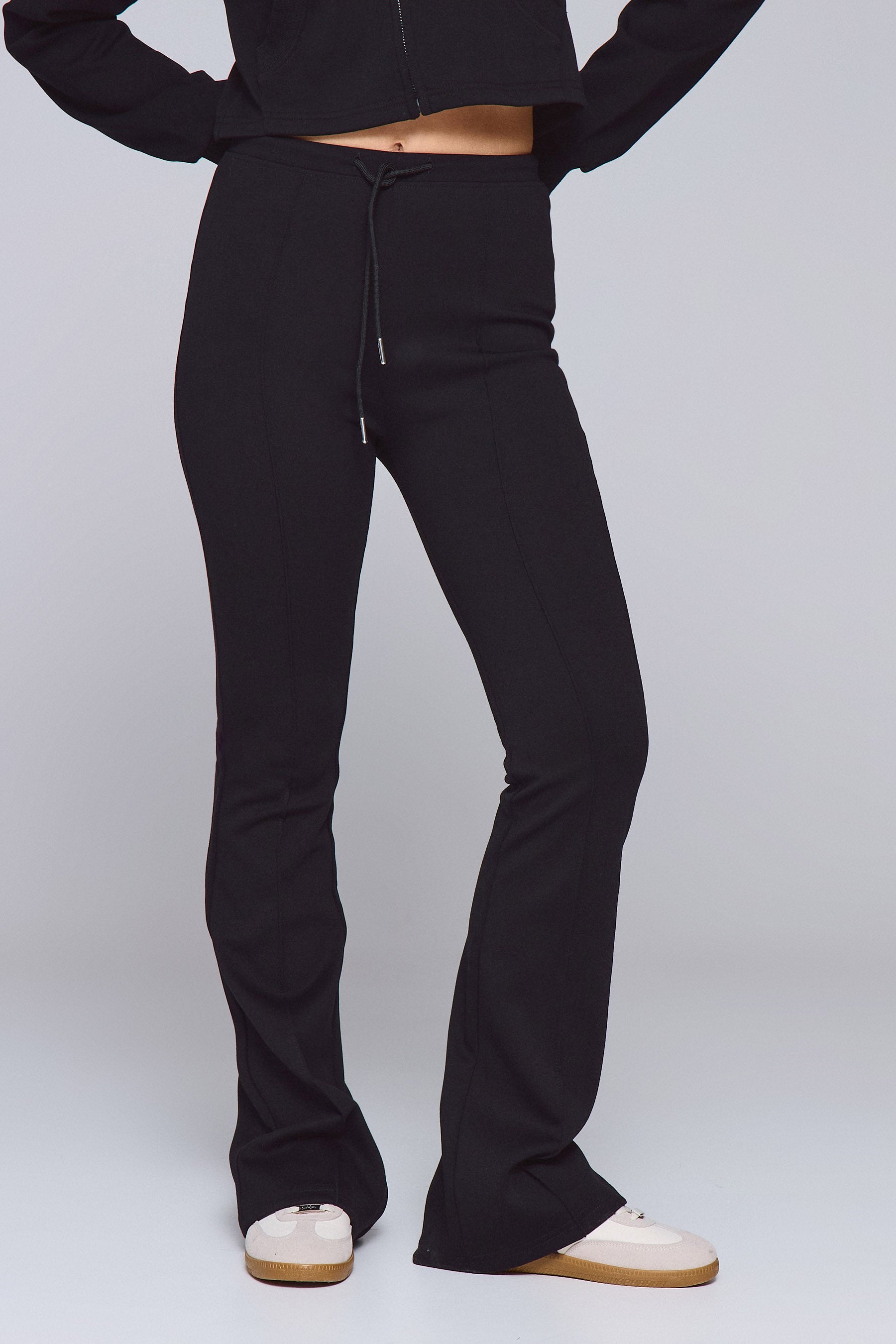 מכנסיים סט אינטרלוק  צ'לסי