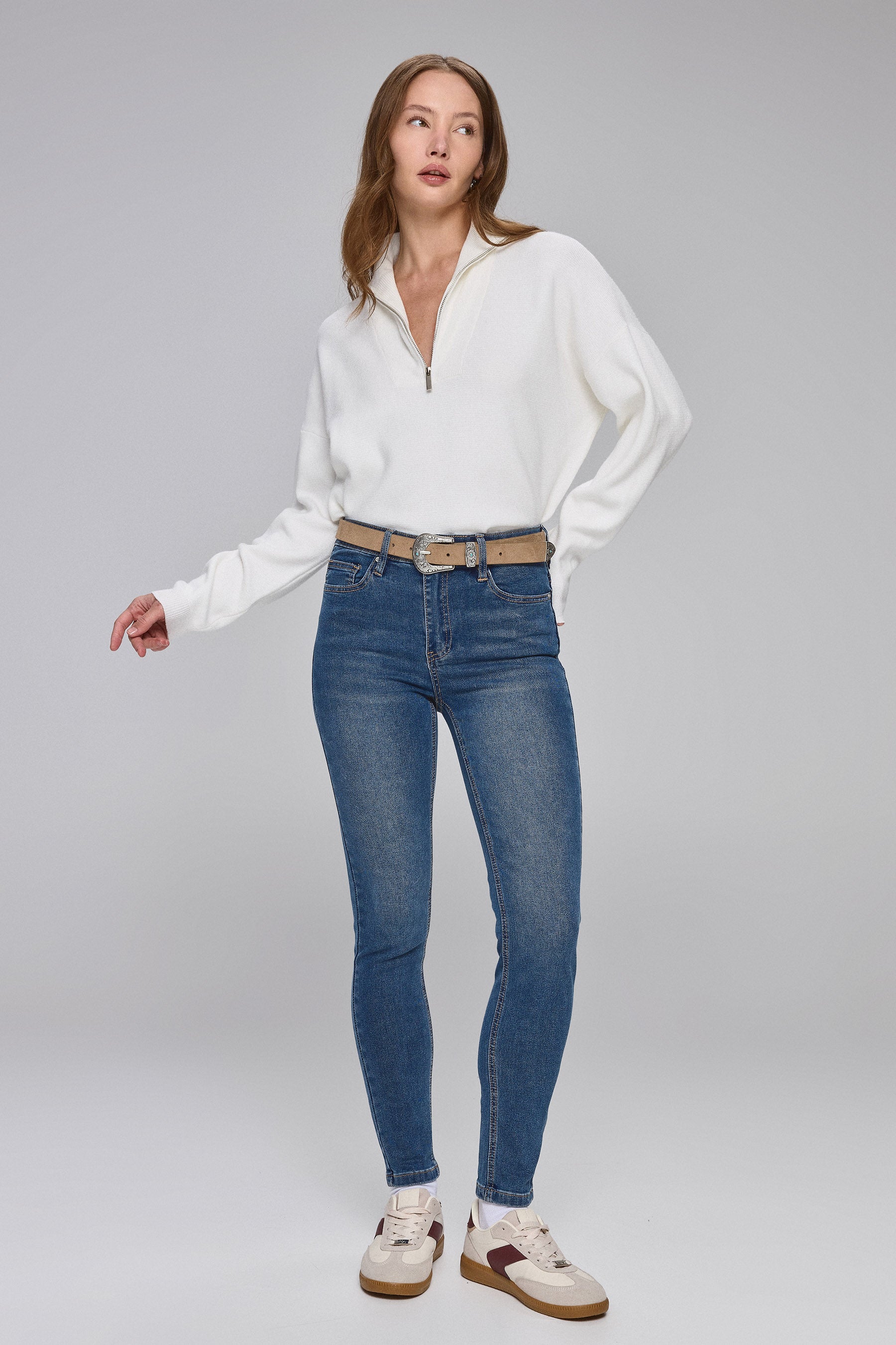 ג'ינס סקיני ניל