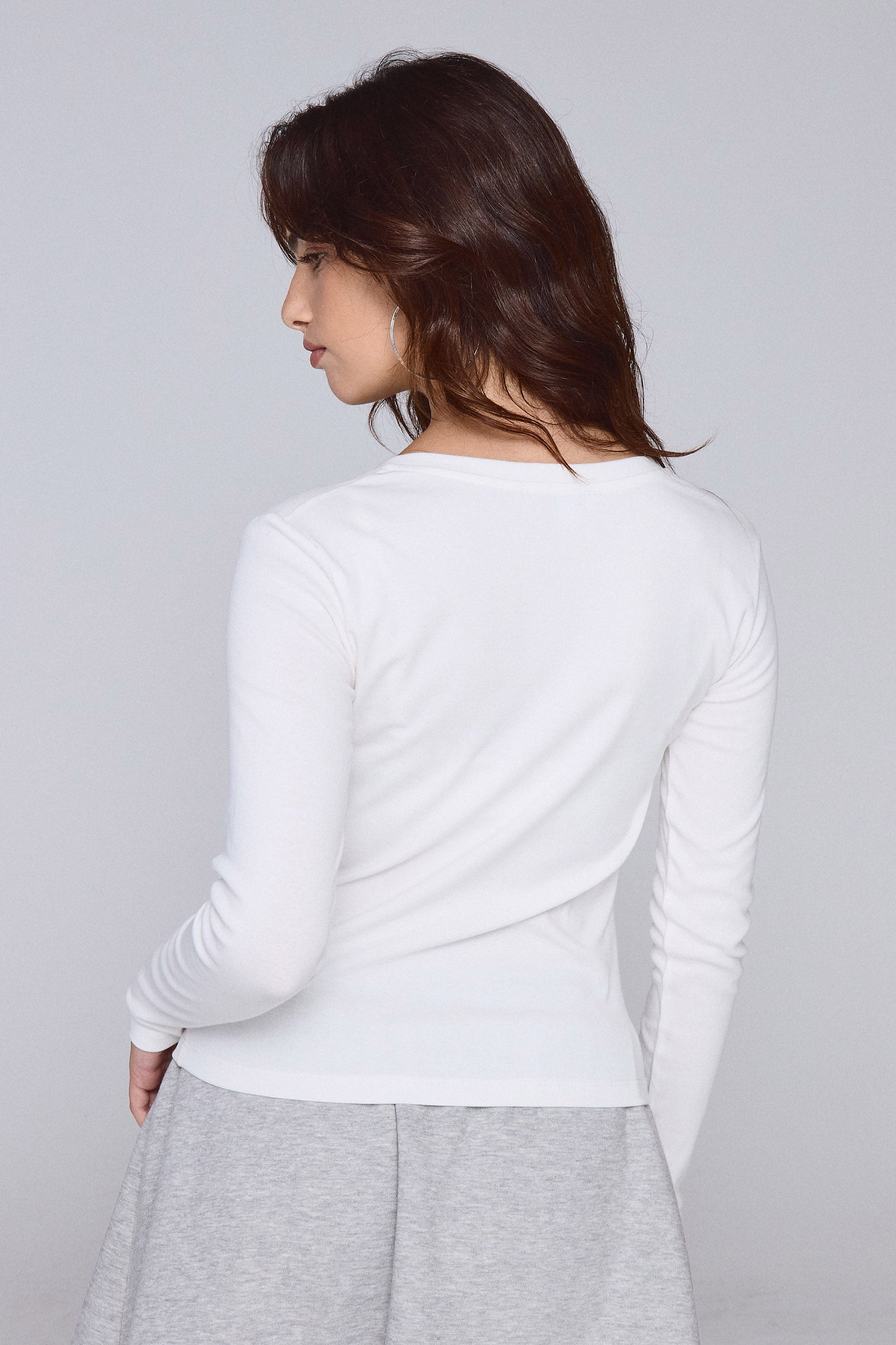 חולצת וי רני שרוול ארוך