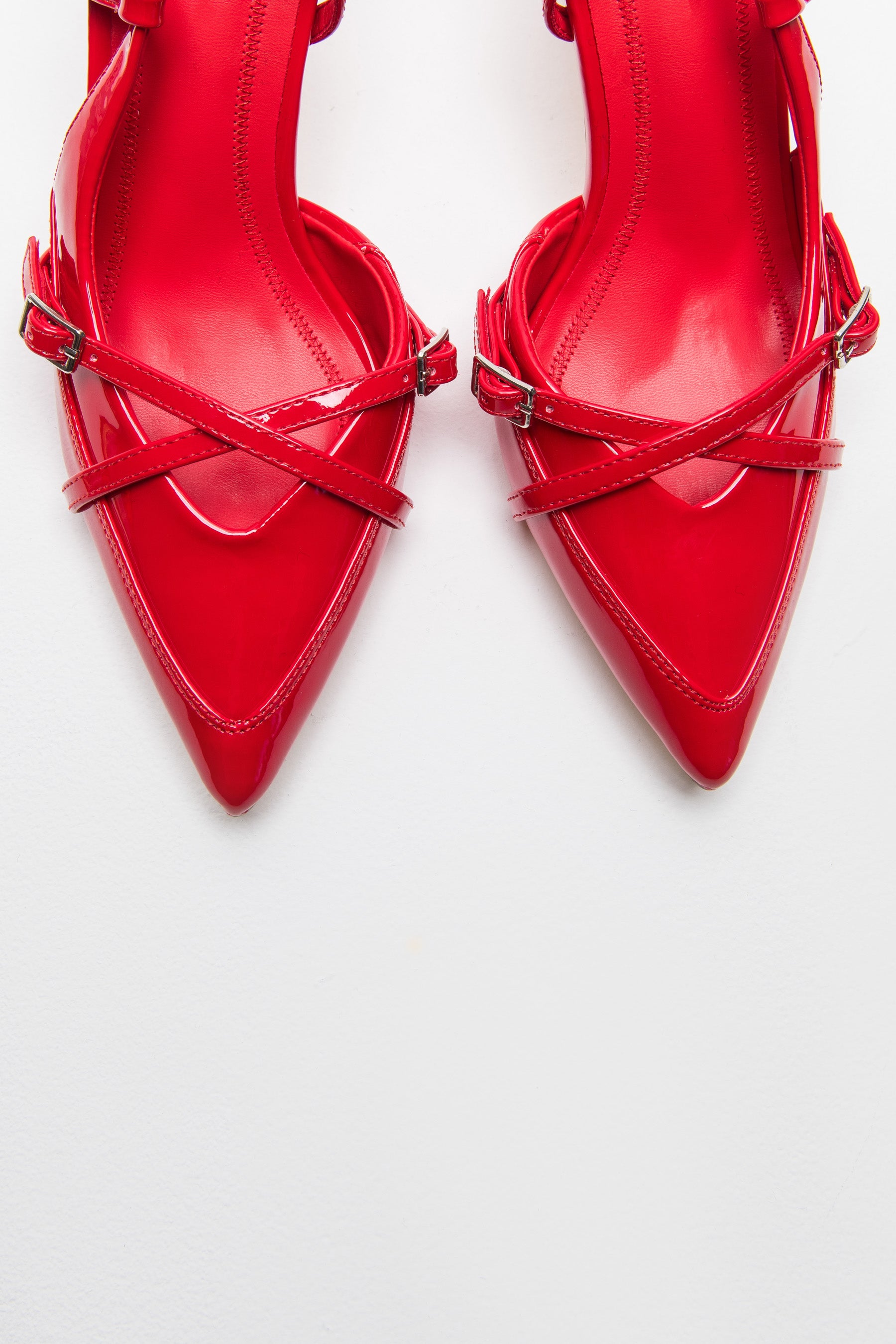 נעל עקב ליאנה