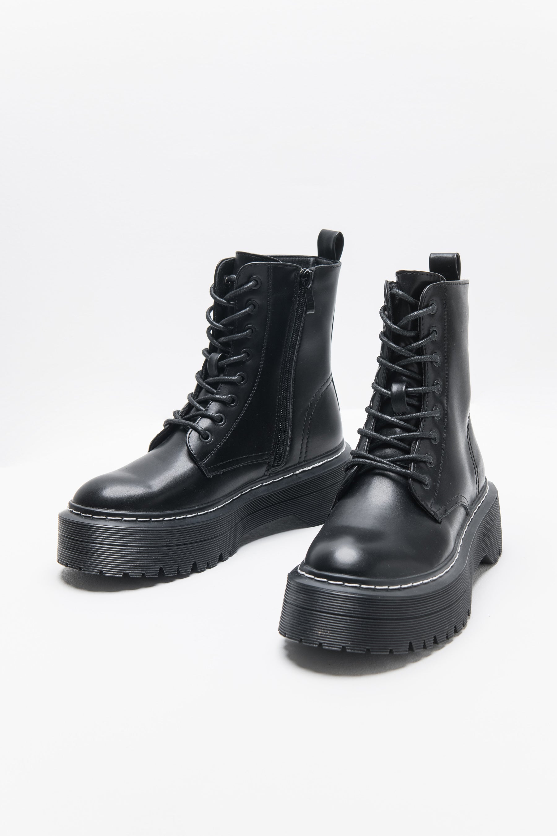 מגפוני ליין