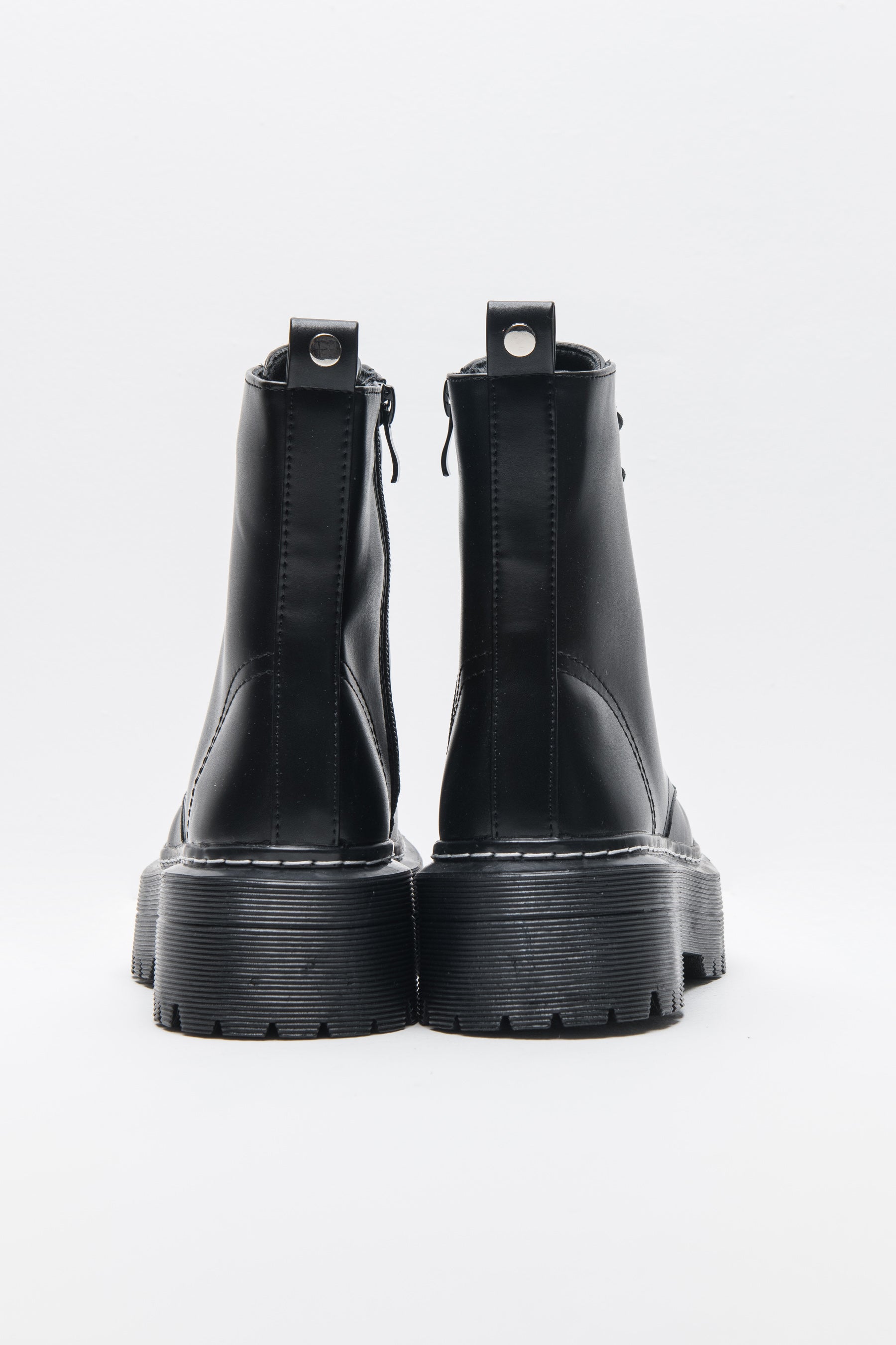 מגפוני ליין