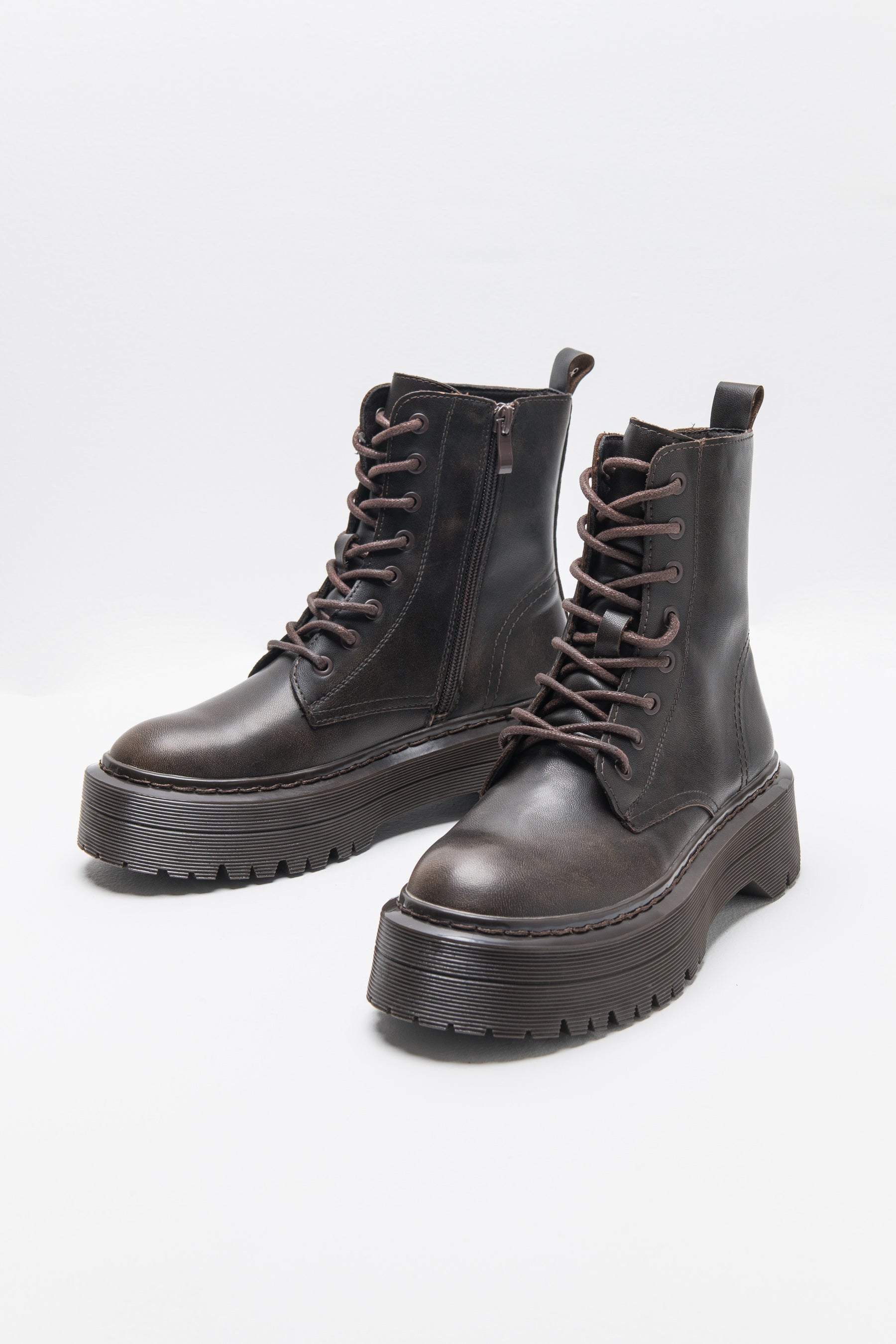 מגפוני ליין