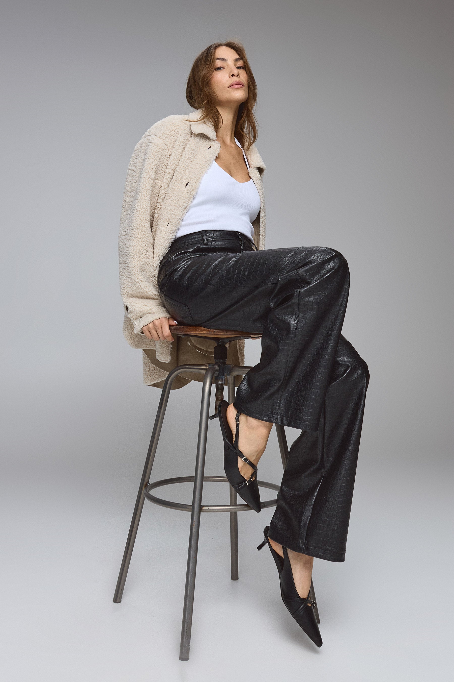 נעלי עקב ג'ני