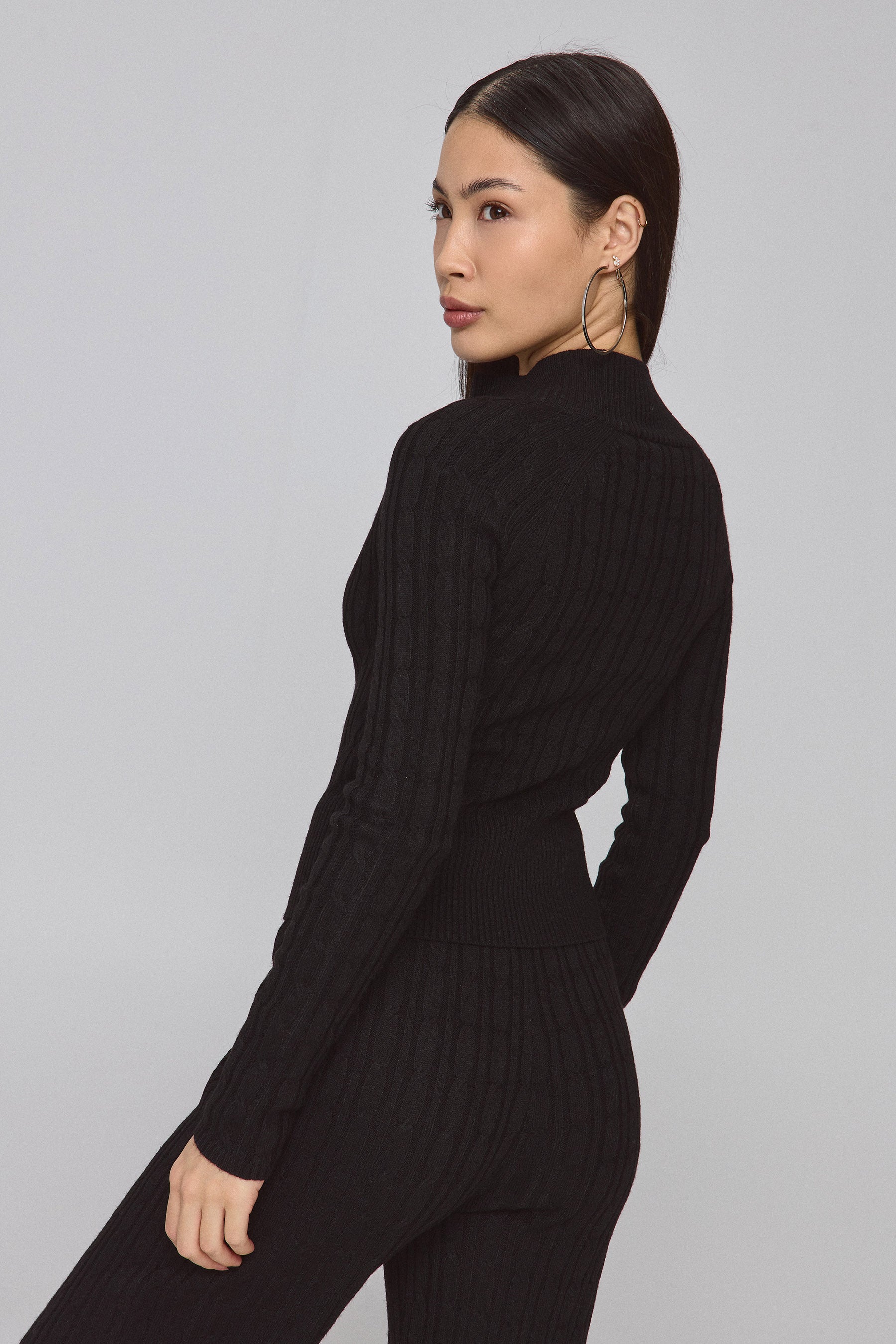 סריג קרדיגן צוורון מוק סט צמות