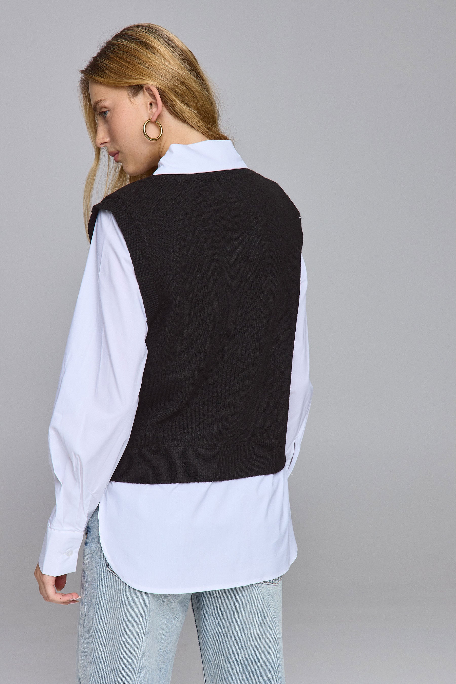 סריג עם חולצה מכופתרת סנט לואיז