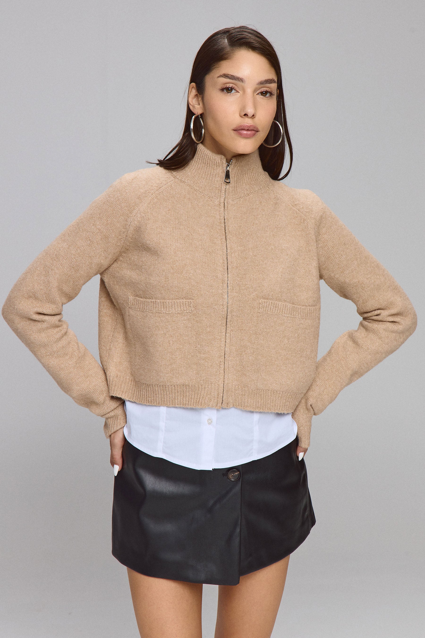 סריג קרדיגן עם רוכסן וכיסים