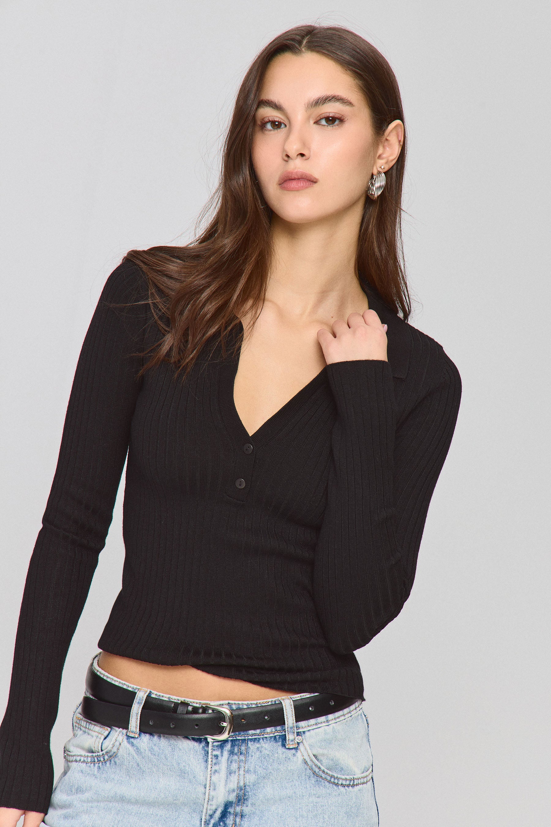 סריג פרומו צווארון פרומו