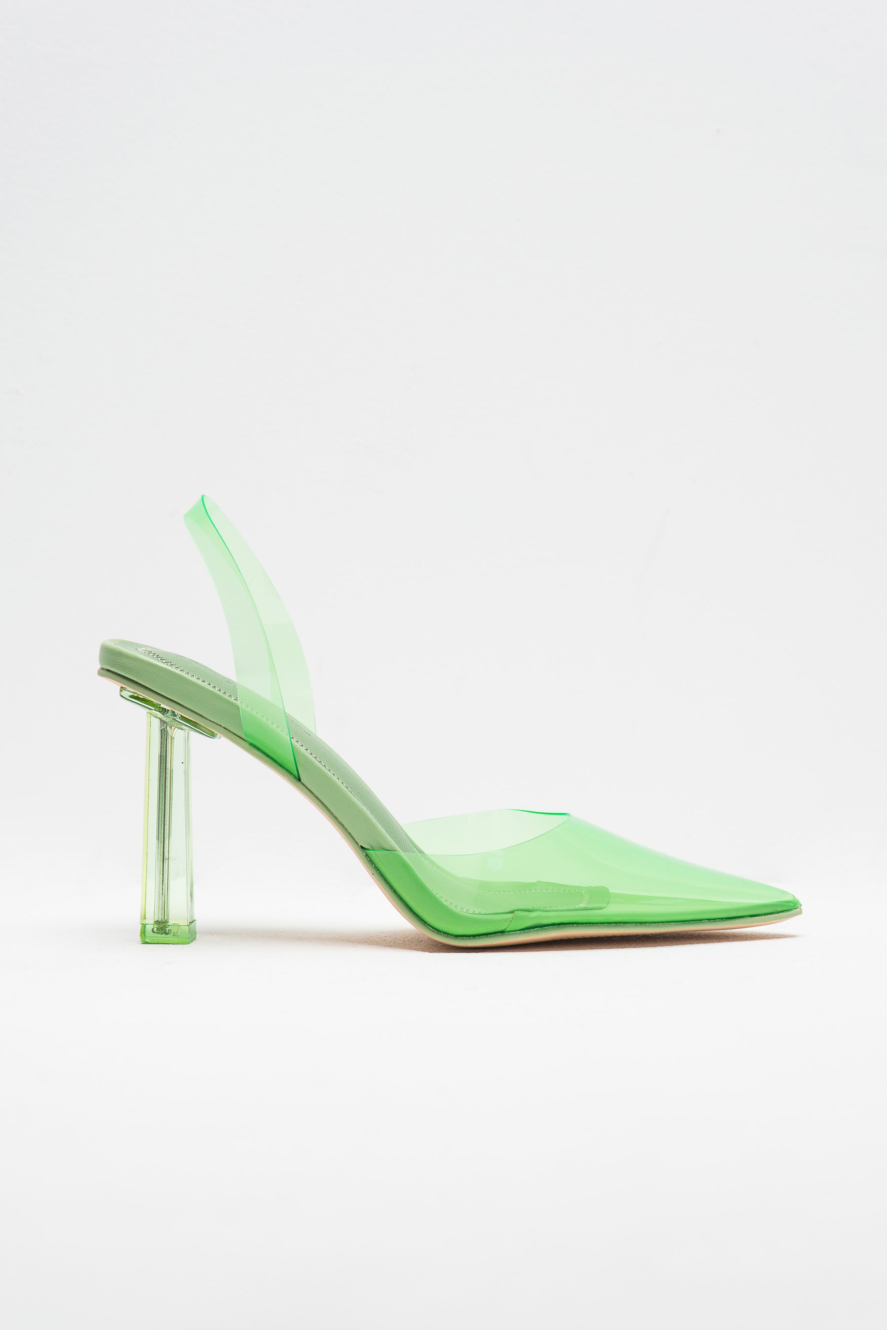 נעל עקב ביאנקו