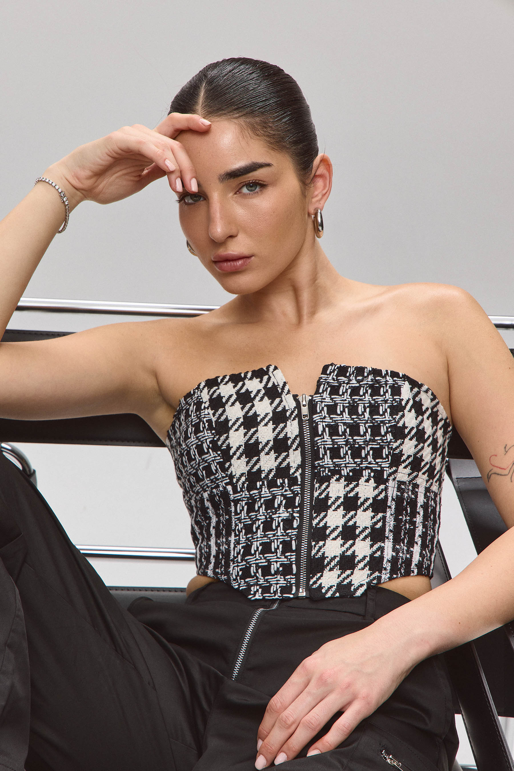 מחוך טוויד זיפר