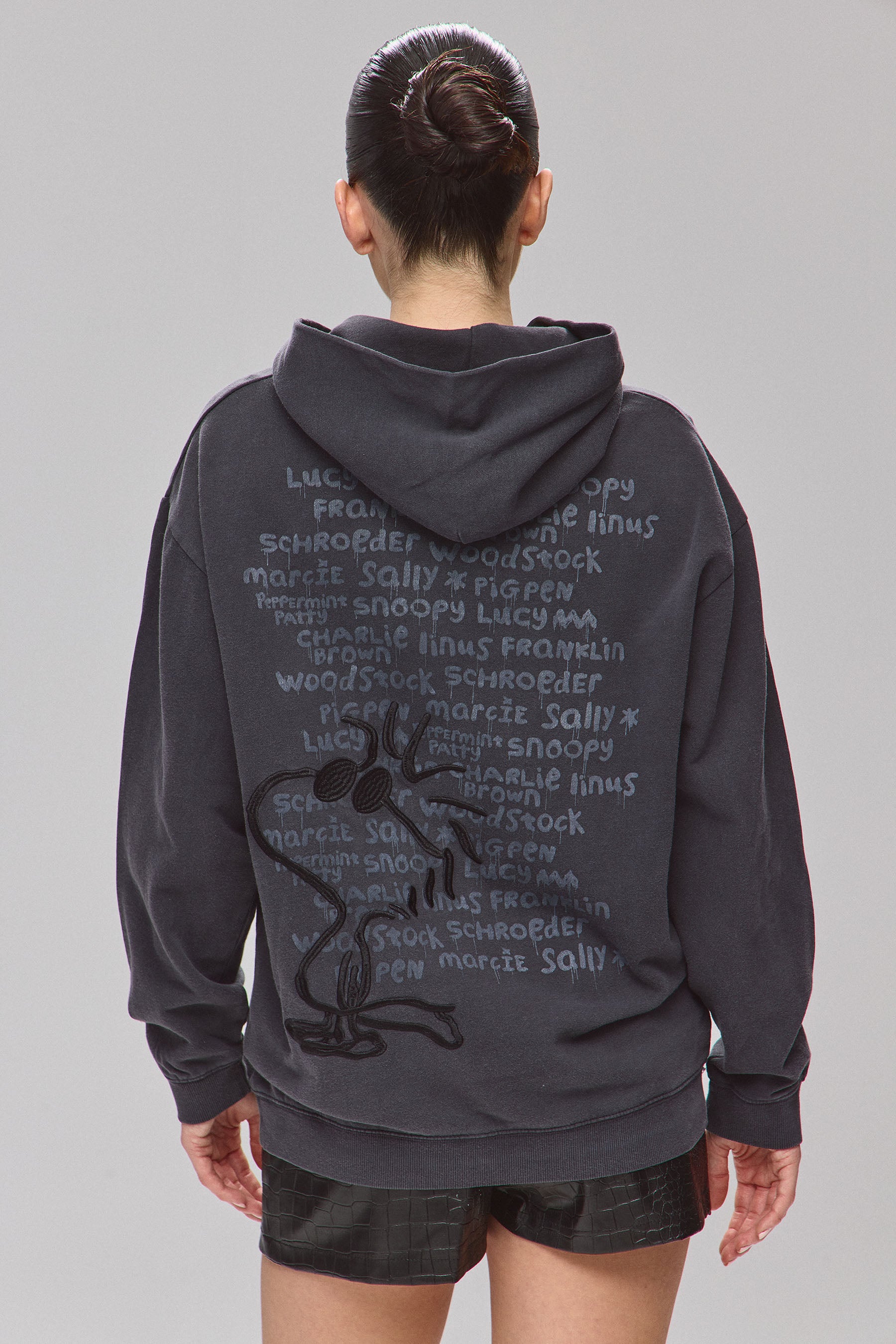 סווטשירט סנופי ריקמה