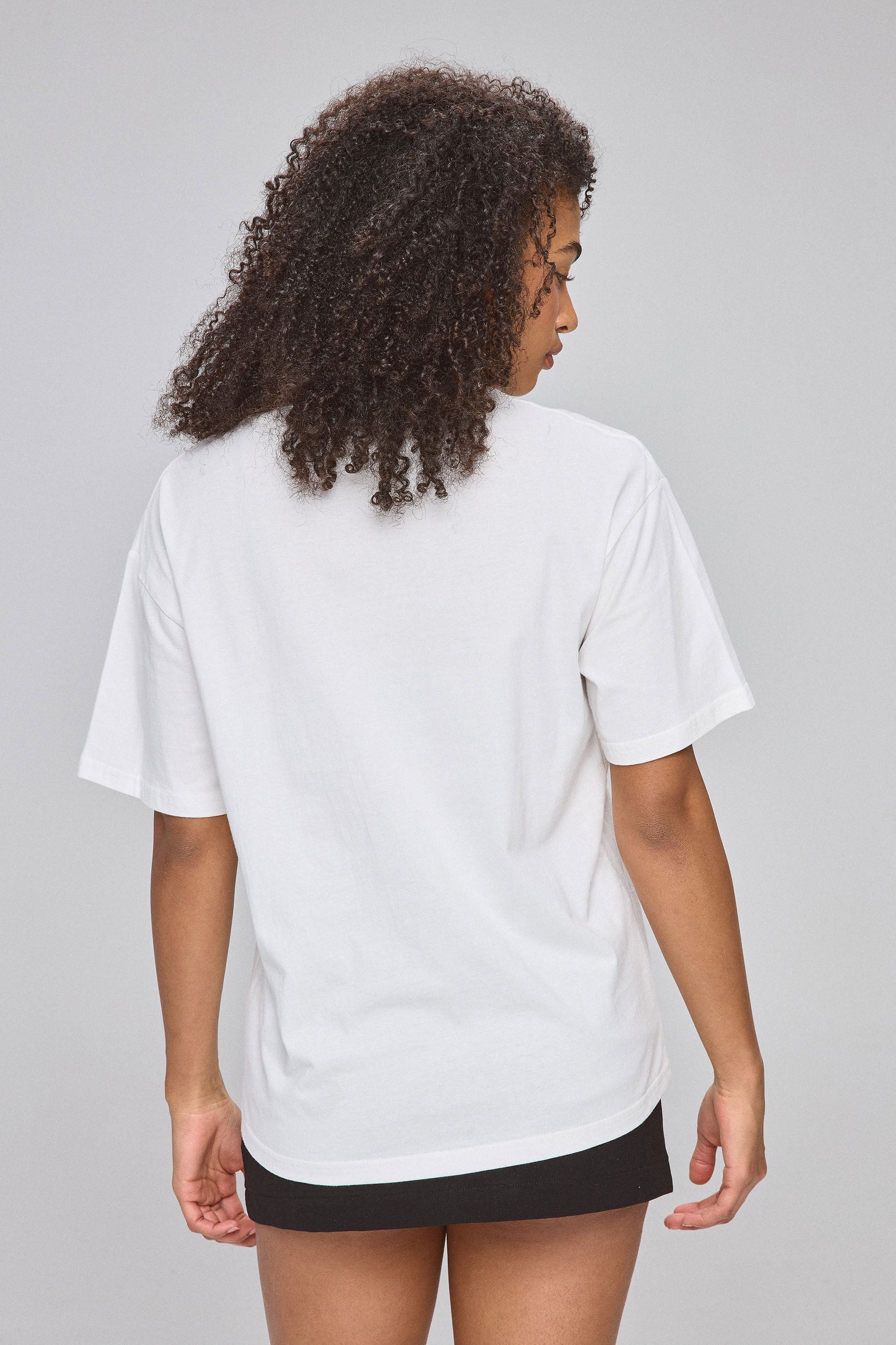 טי שטופה ורקמה