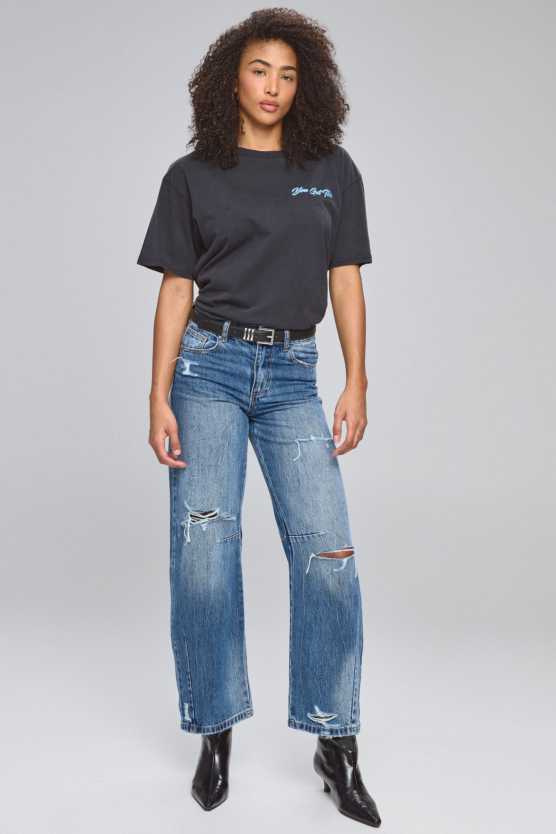 טי שטופה ורקמה