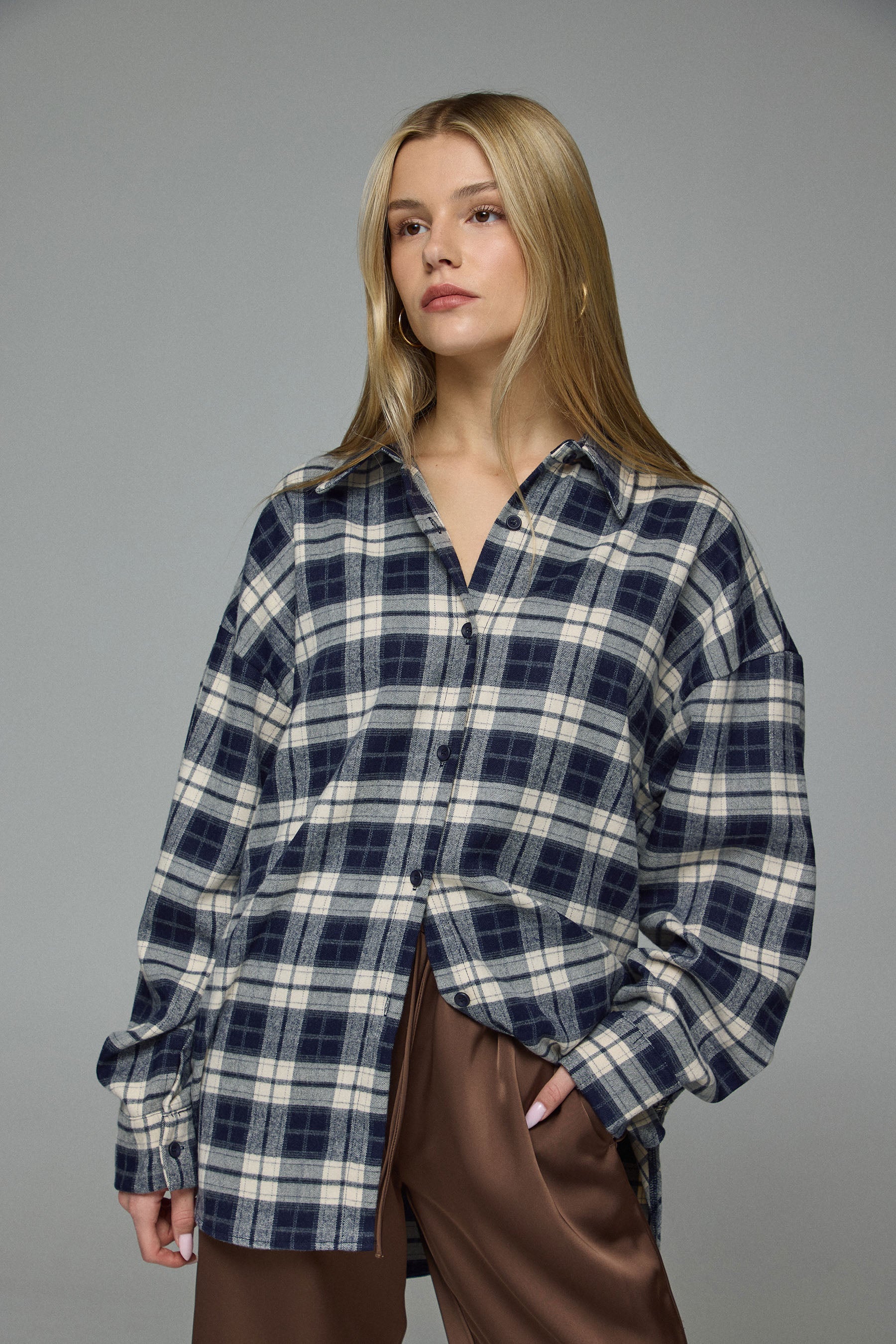 חולצת משבצות אוברסייז