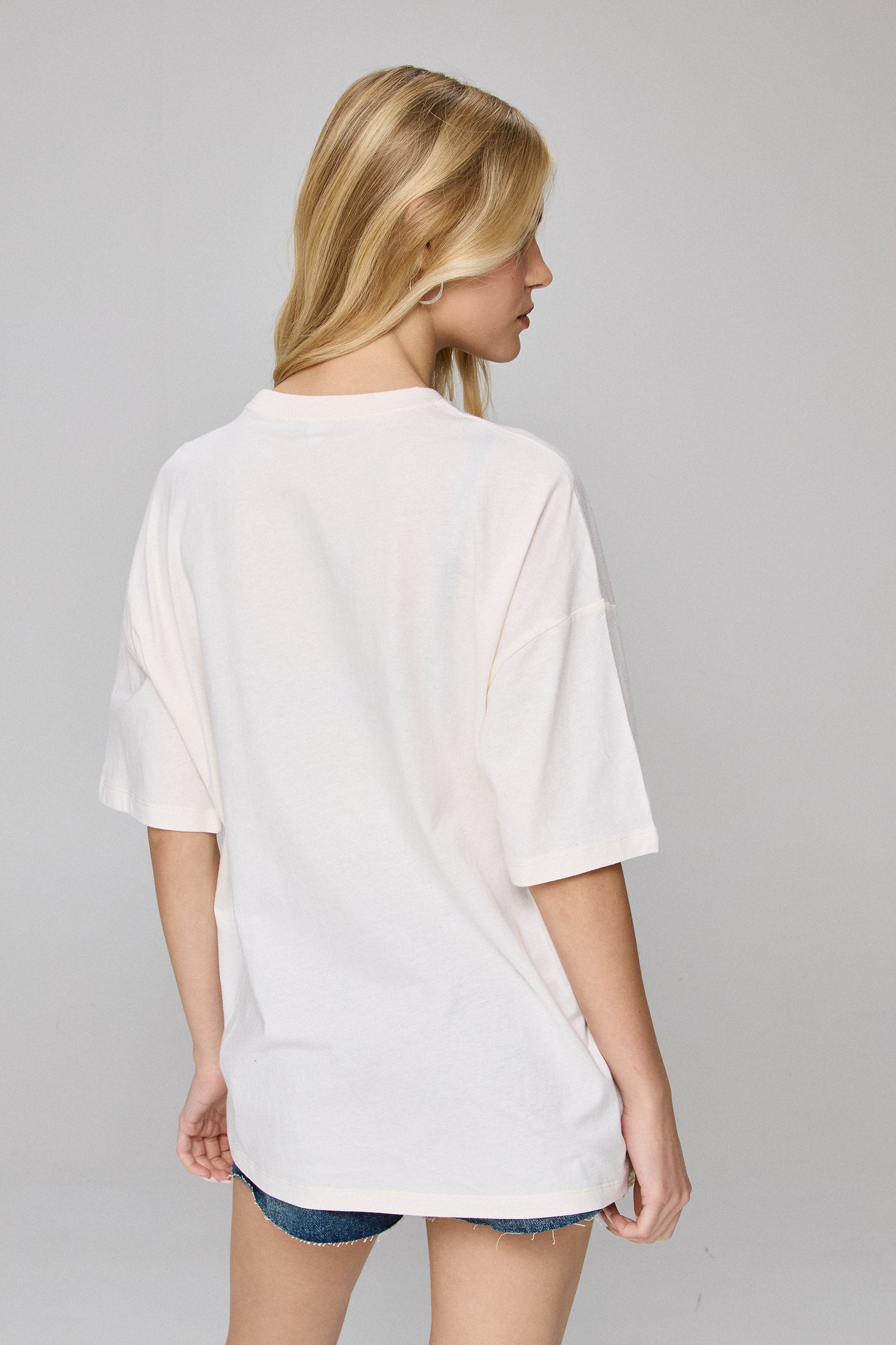 טישירט מודפסת בוני