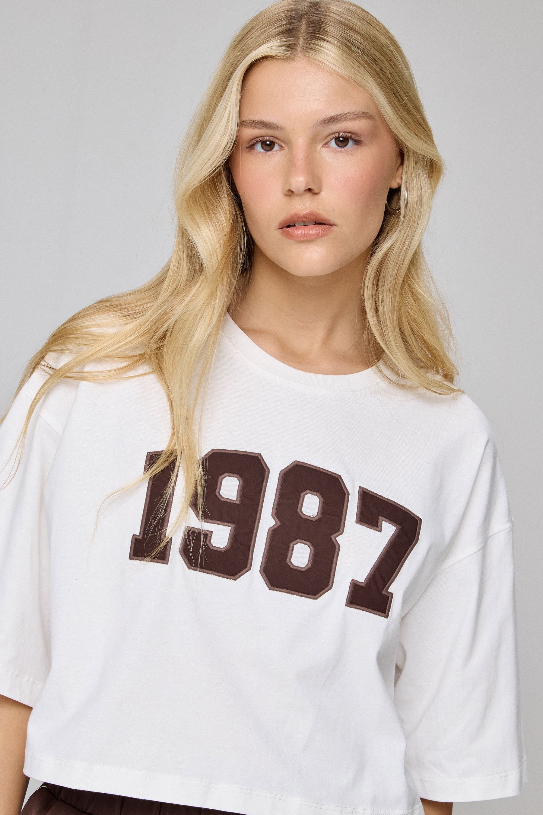 טישירט קרופ פאצ' בראון סט