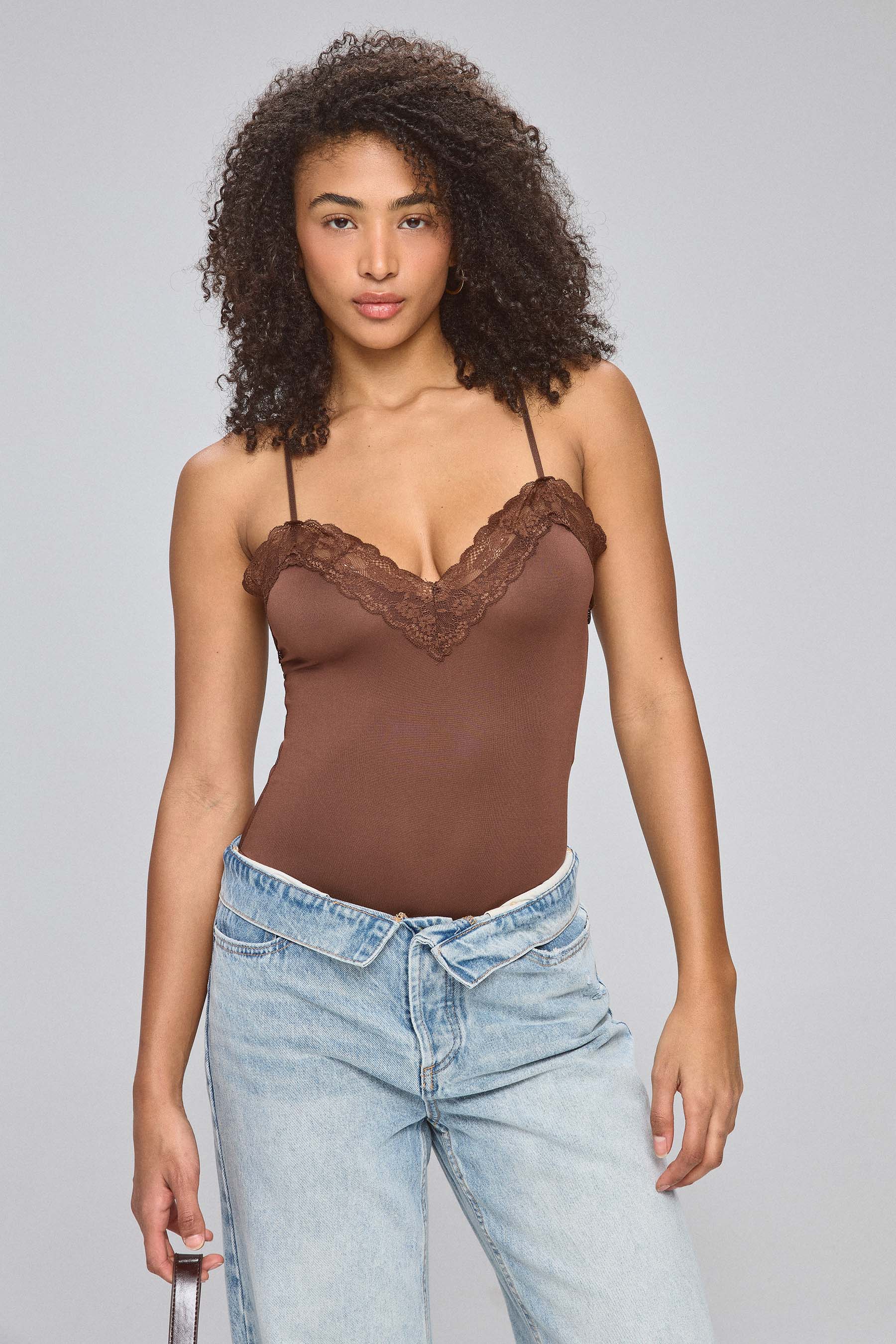 בגד גוף הולי תחרה