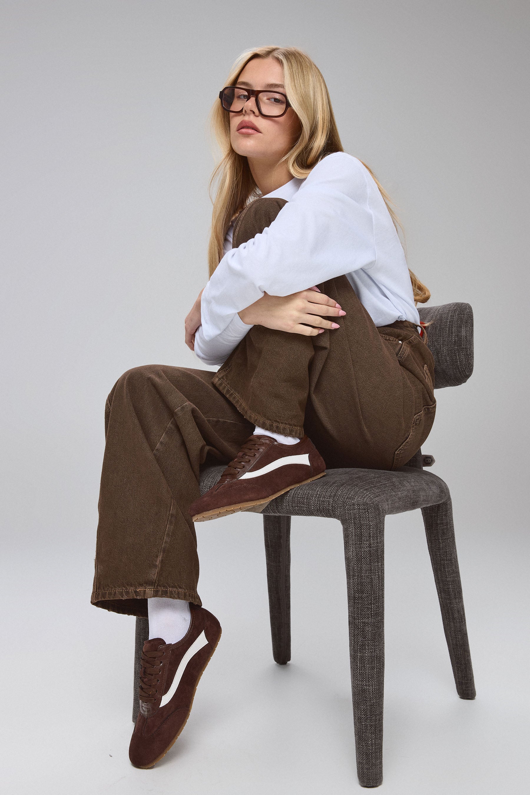 סניקרס קוקו חום