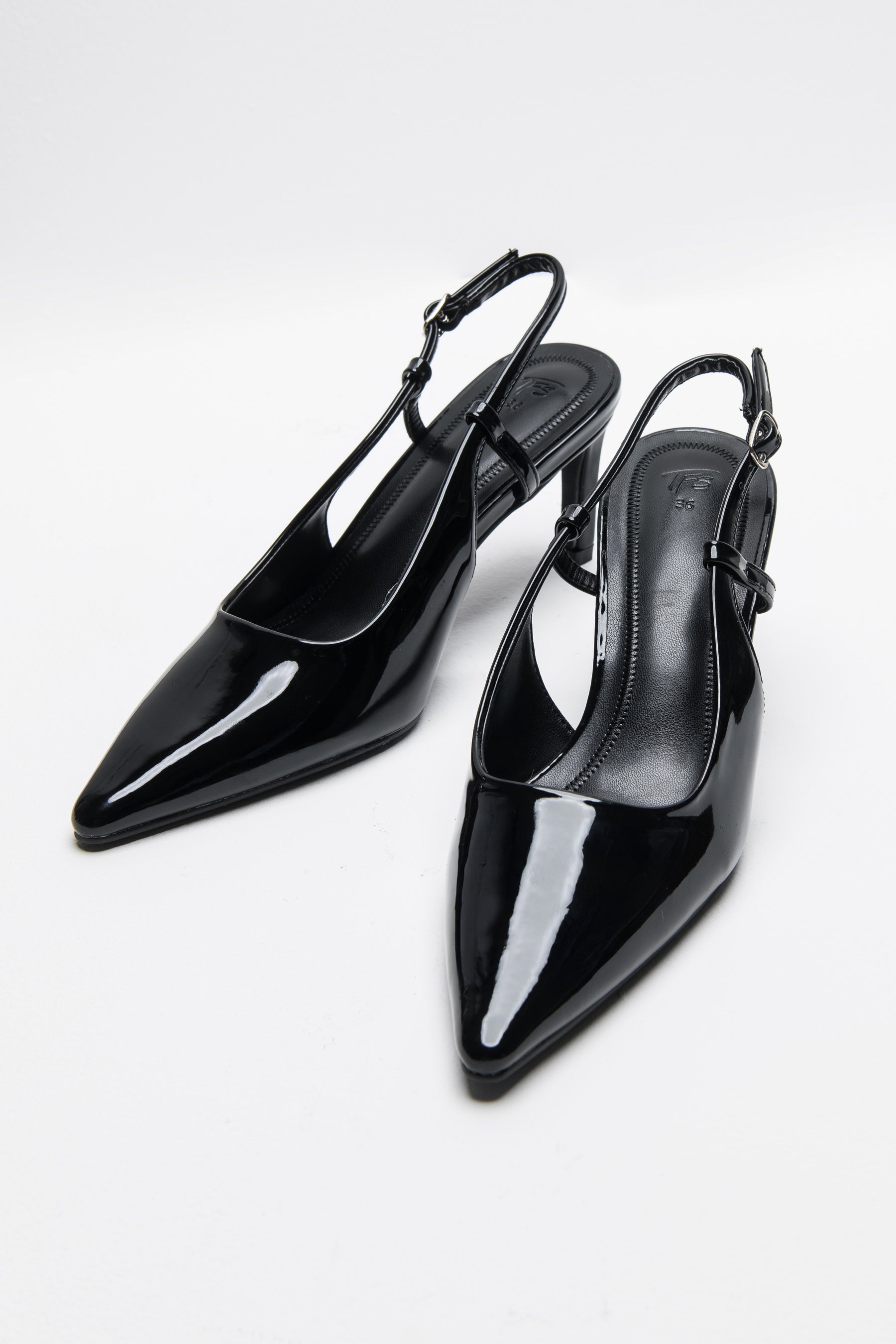 נעל עקב סרין