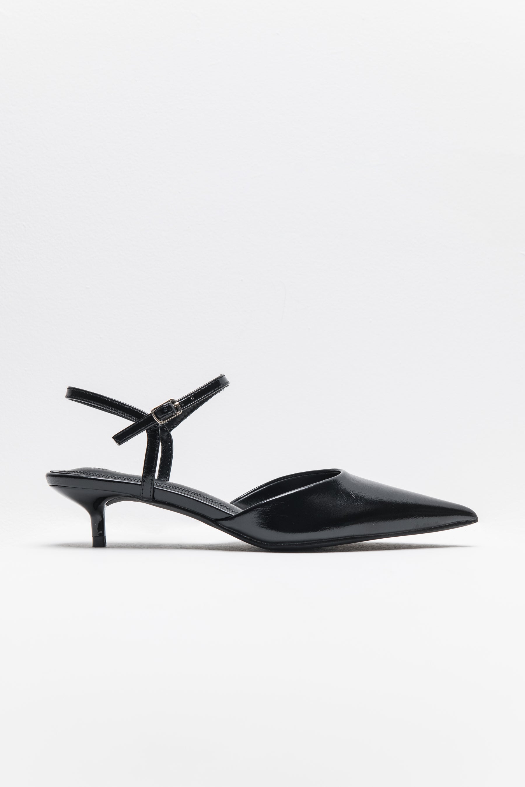 נעל עקב לולה