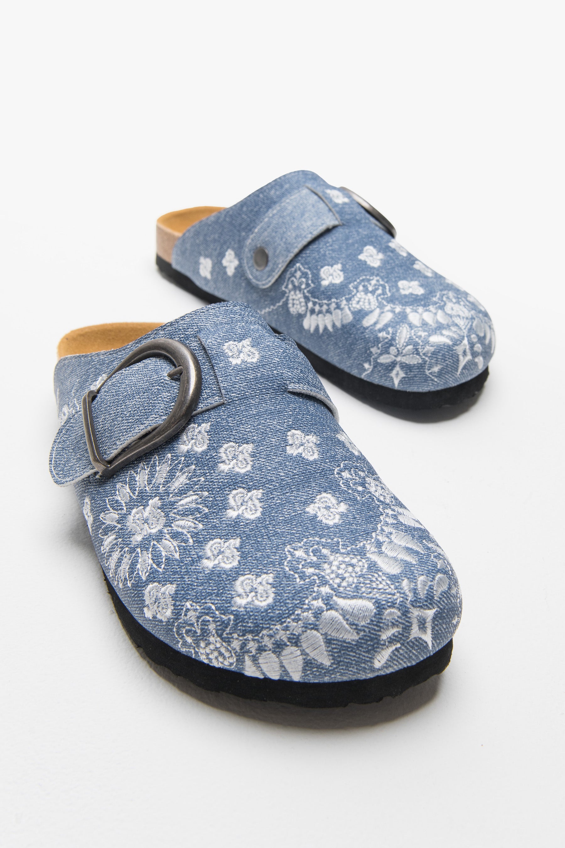 כפכף אליז ג'ינס