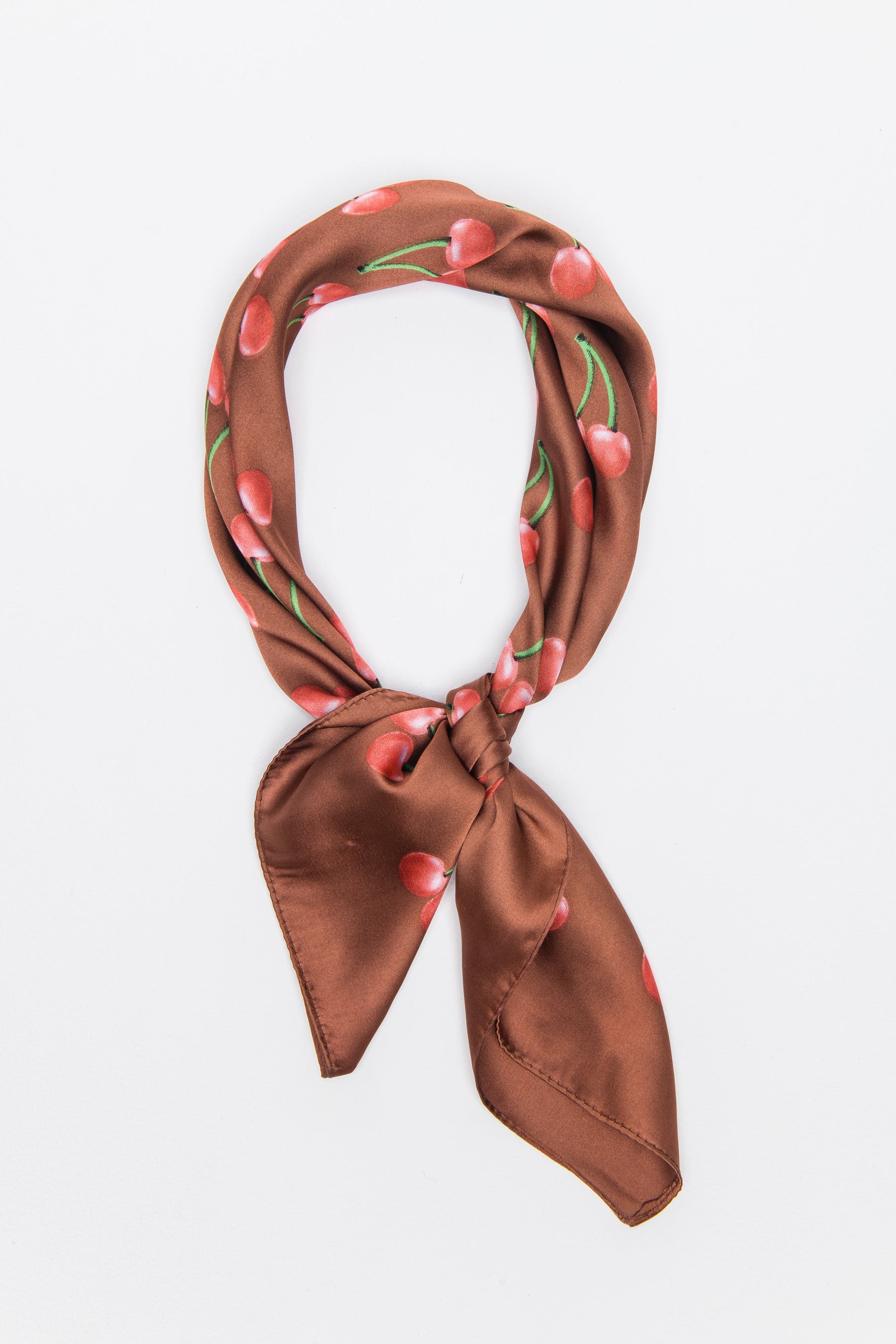 מטפחת סאטן דובדבנים