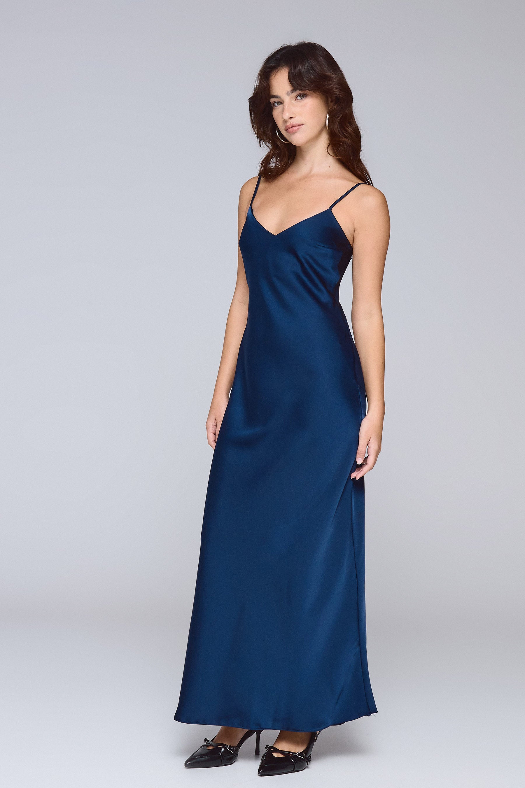 שמלת סאטן מקסי נייבי